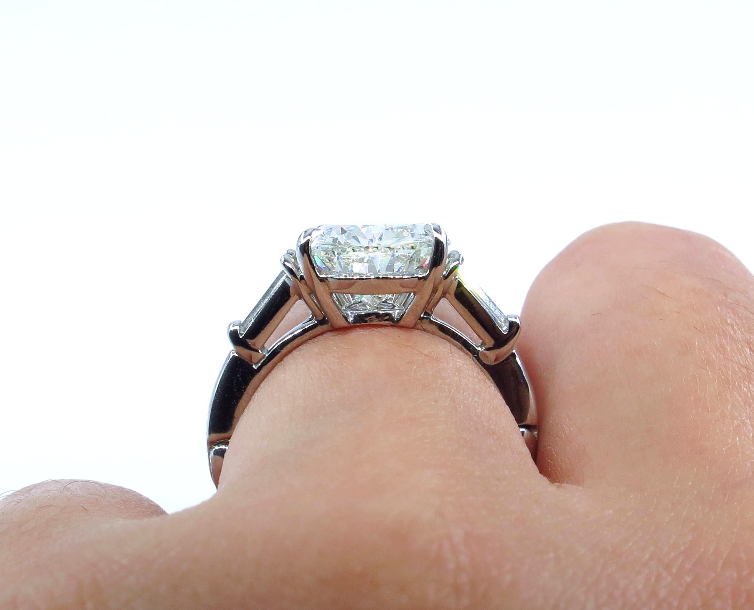 GIA 4.51 Carat Estate Vintage Pear Shaped Three-Stone Diamond Ring 8