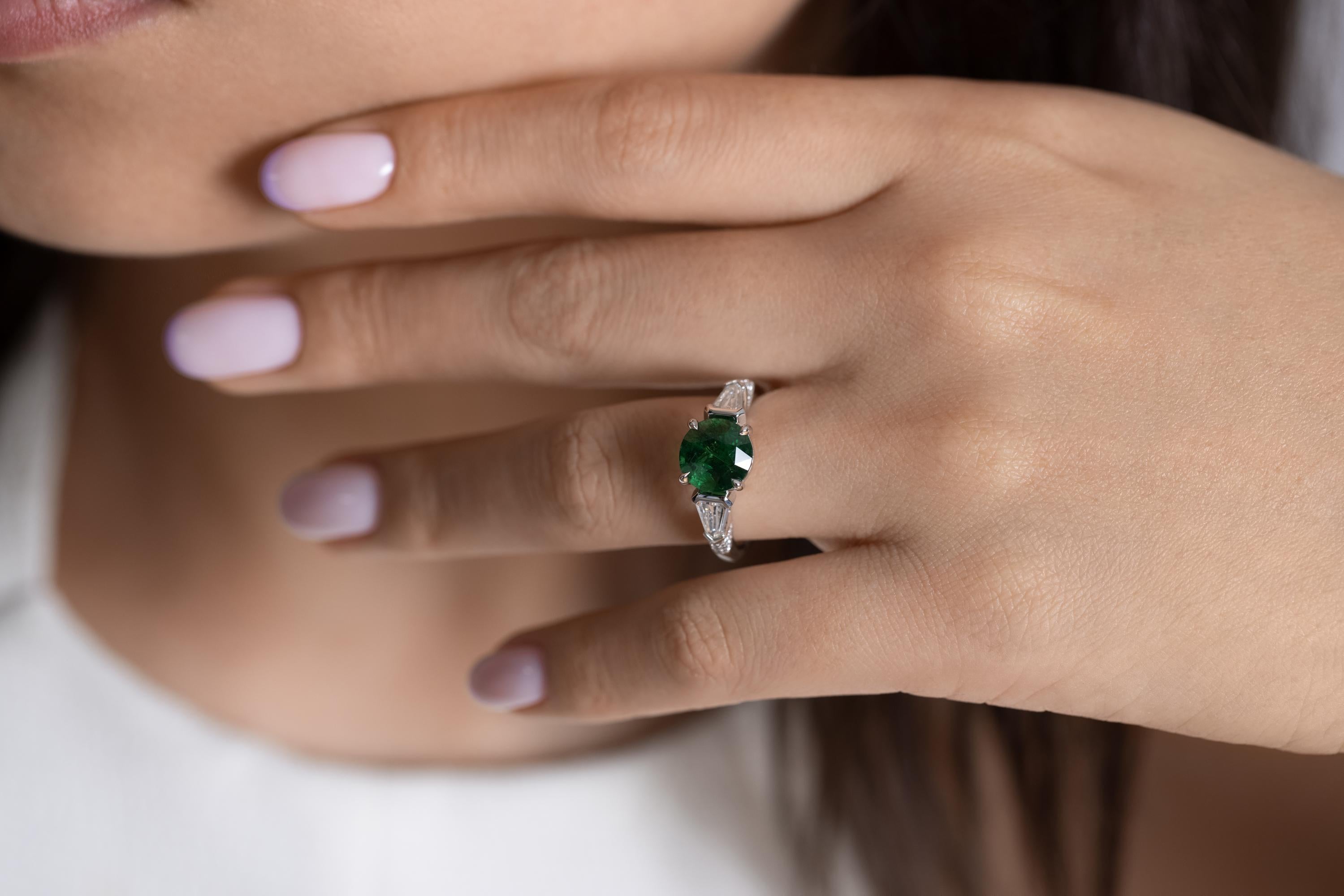 GIA 4.52ct Green Tsavorite Diamond Three Stone Engagement Wedding Platinum Ring For Sale 4