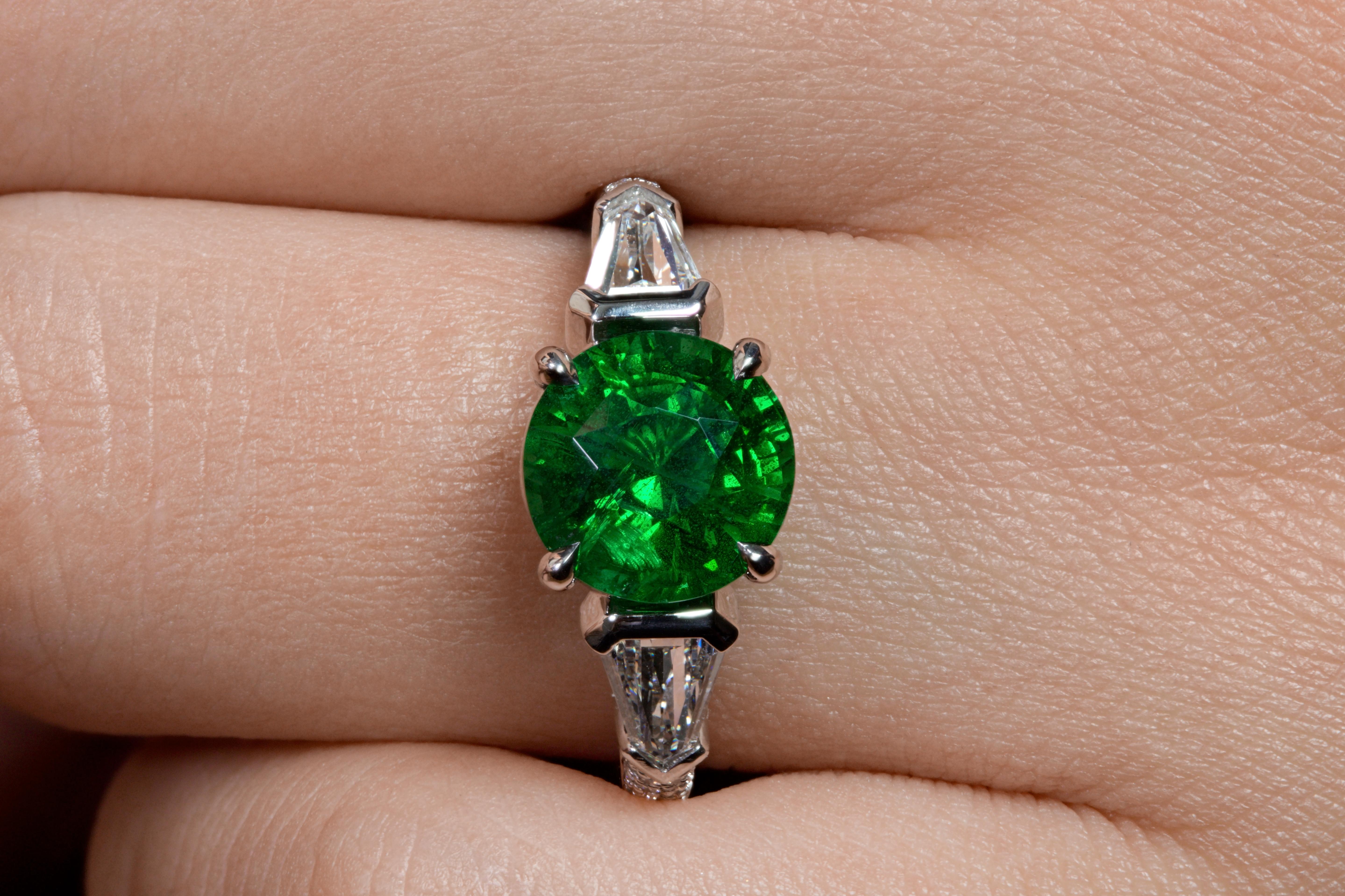 GIA 4.52ct Green Tsavorite Diamond Three Stone Engagement Wedding Platinum Ring For Sale 5