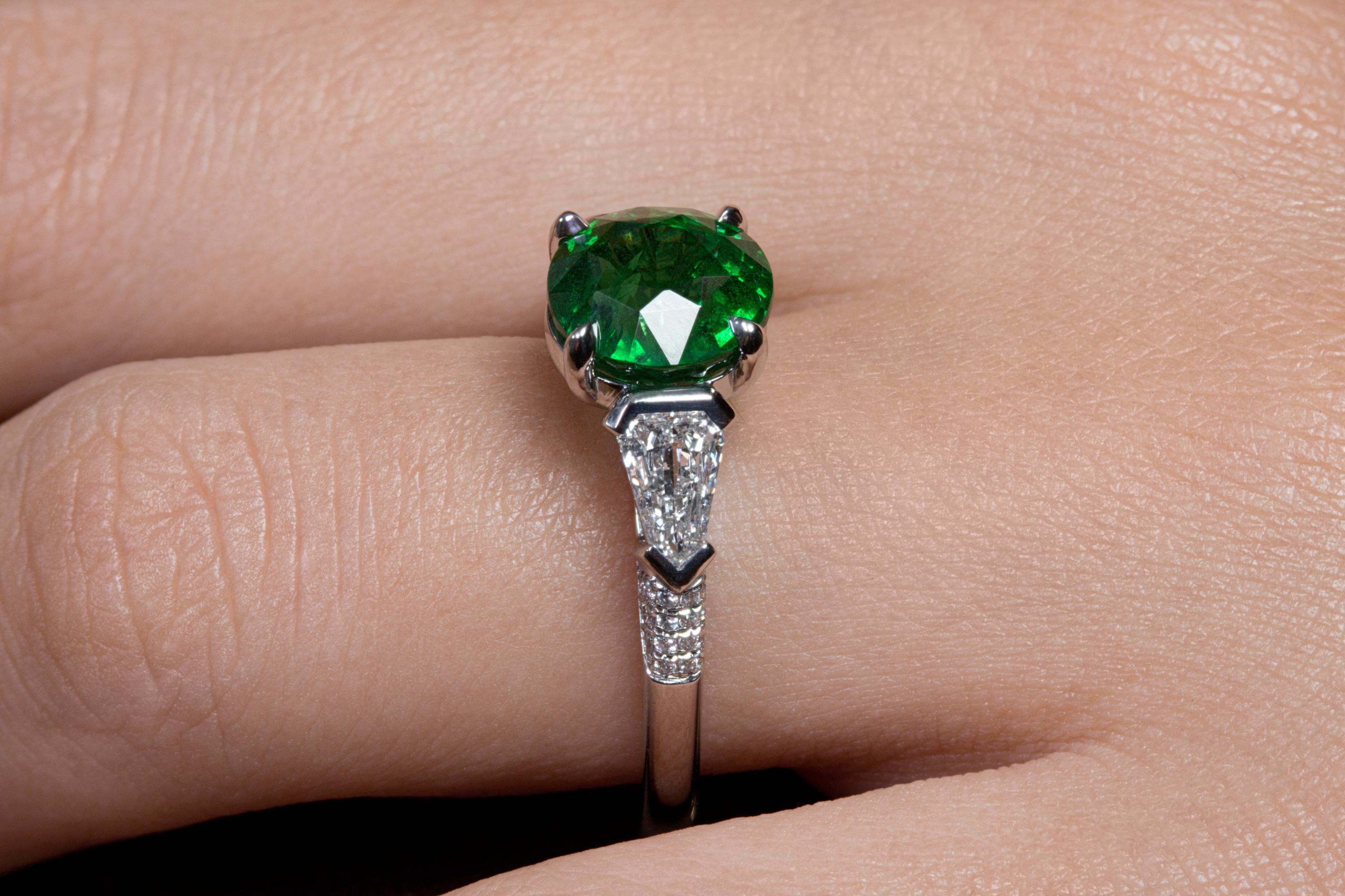 GIA 4.52ct Green Tsavorite Diamond Three Stone Engagement Wedding Platinum Ring For Sale 7