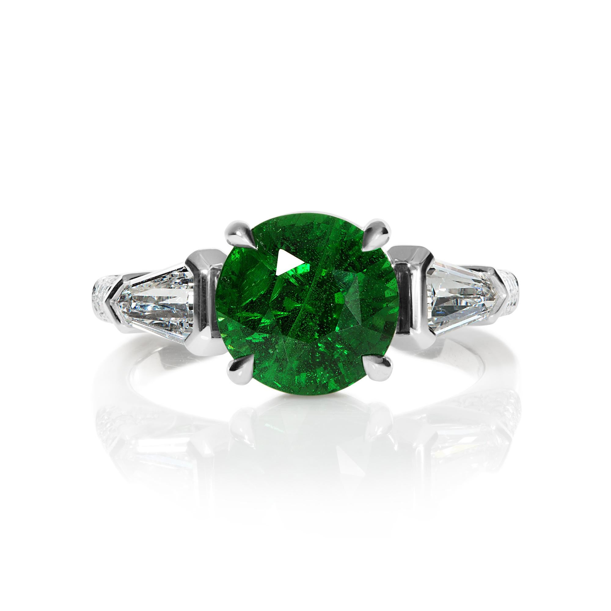 GIA 4.52CT GREEN TSAVORITE DIAMOND ENGAGEMENT WEDDING PLATINUM RING

An Iconic Style and VERY ELEGANT Natural Gorgeous Green Tsavorite & Diamond Trilogy Ring.
A SUPER fine Estate Ring features a gorgeous gem: GIA certified 3.48carat Natural Round