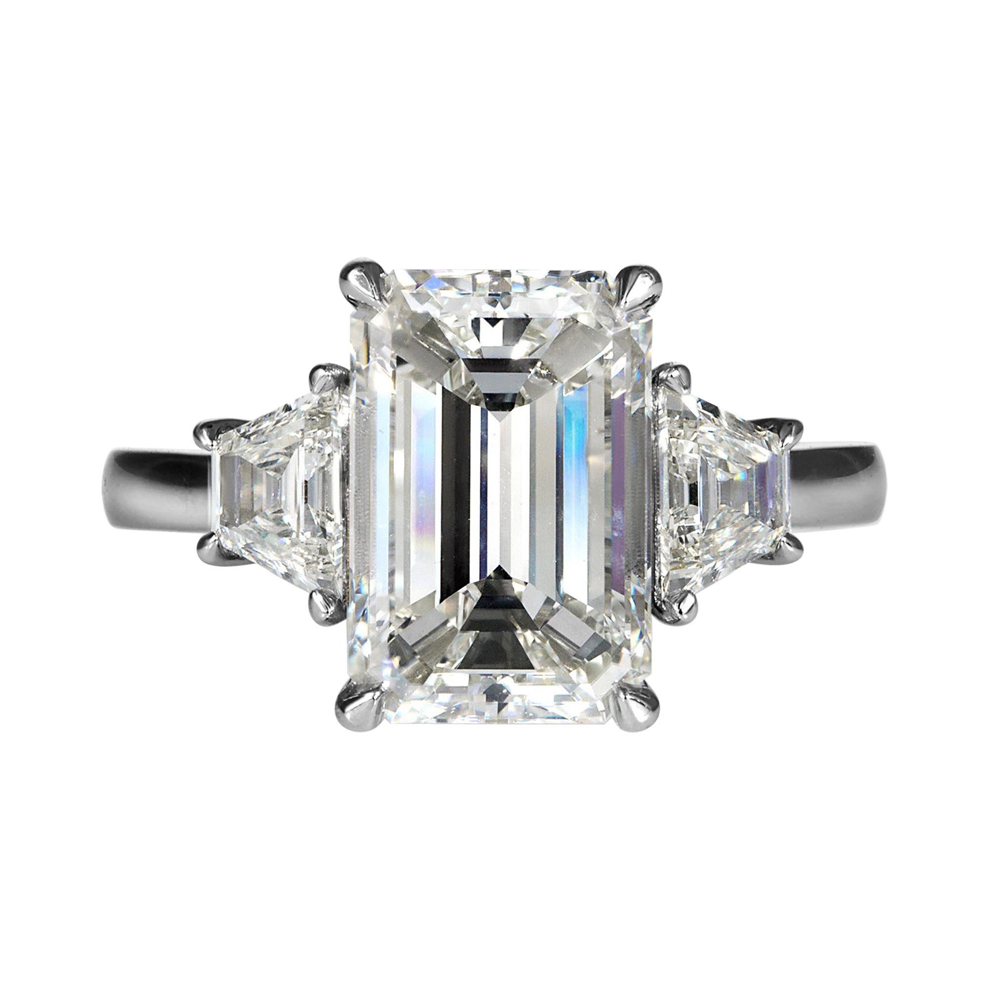 GIA 4.65ct Emerald Cut Trapezoids 3 Stone Diamond Engagement Platinum Ring
