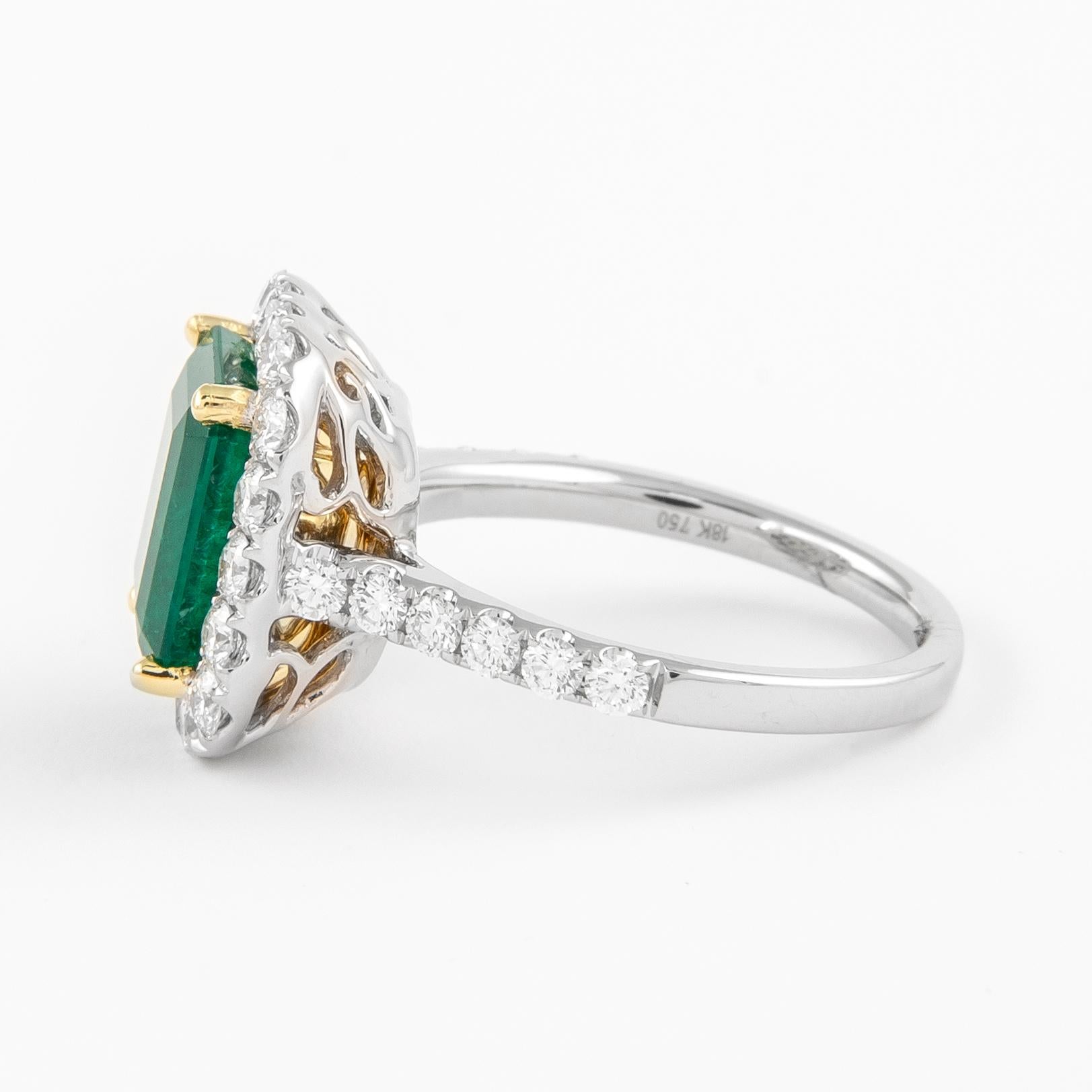 GIA 4.68ctt Emerald and Diamond Halo Ring 18k Gold In New Condition In BEVERLY HILLS, CA