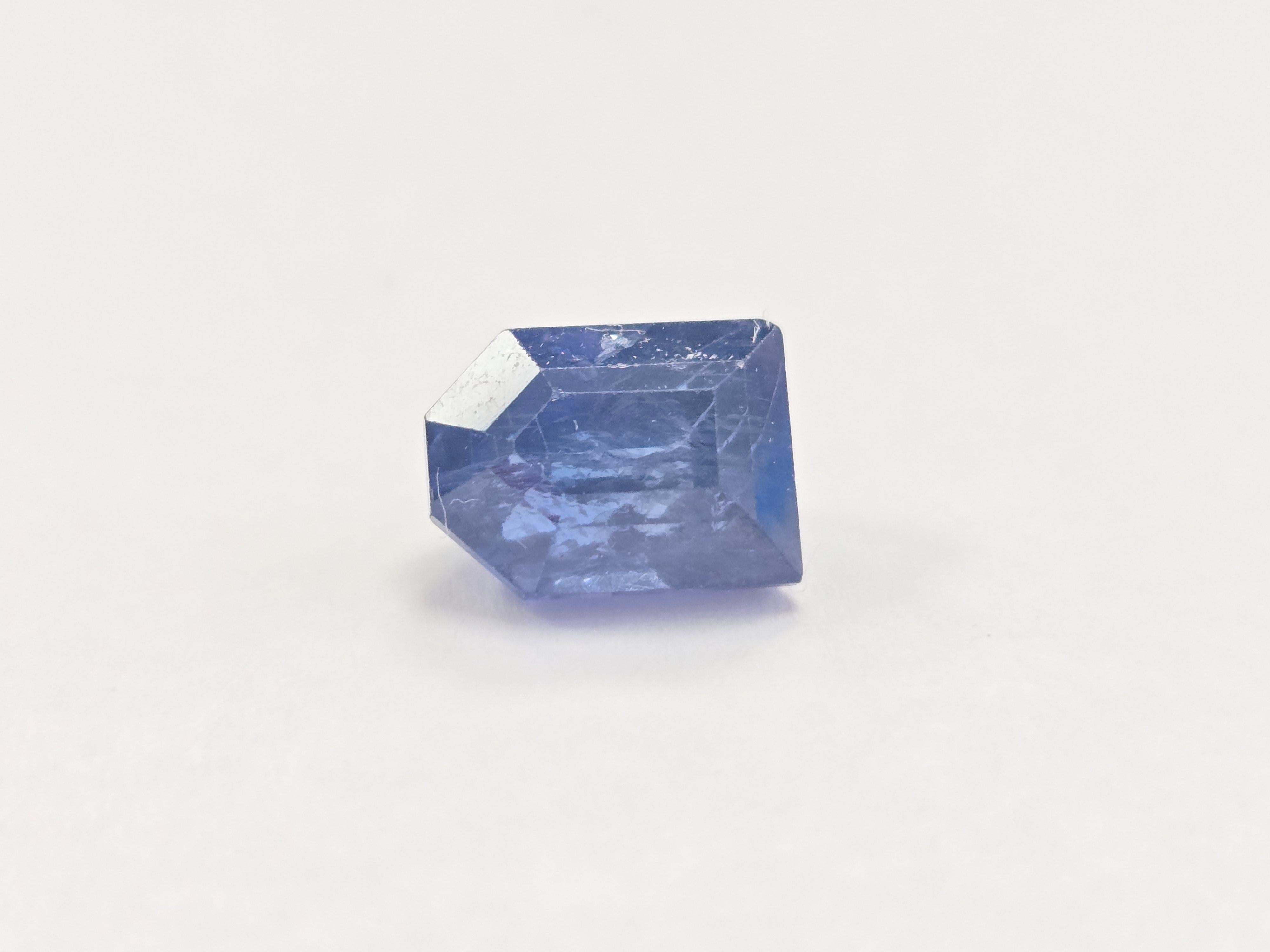 GIA 4,69 Karat natürlicher Saphir Pentagonal Step Cut, Pentagonal (Moderne) im Angebot