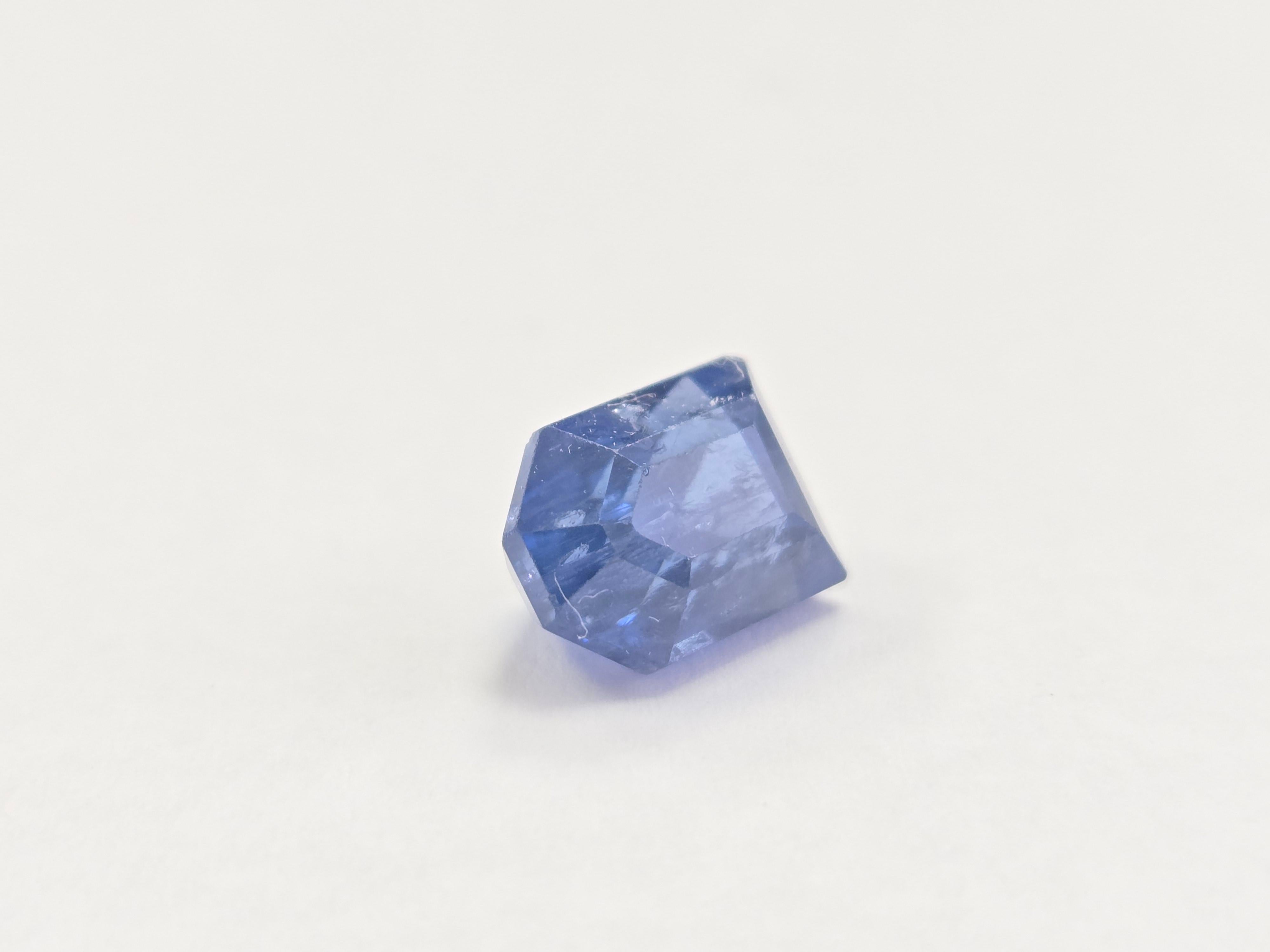 GIA 4,69 Karat natürlicher Saphir Pentagonal Step Cut, Pentagonal (Gemischter Schliff) im Angebot