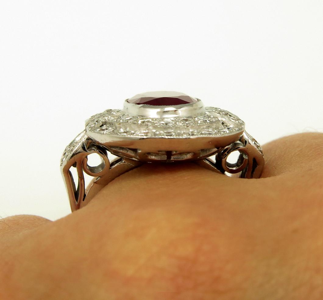 GIA 4.70 Carat Antique Vintage Ruby and Diamond Cluster Ring in 18 Karat Gold For Sale 3