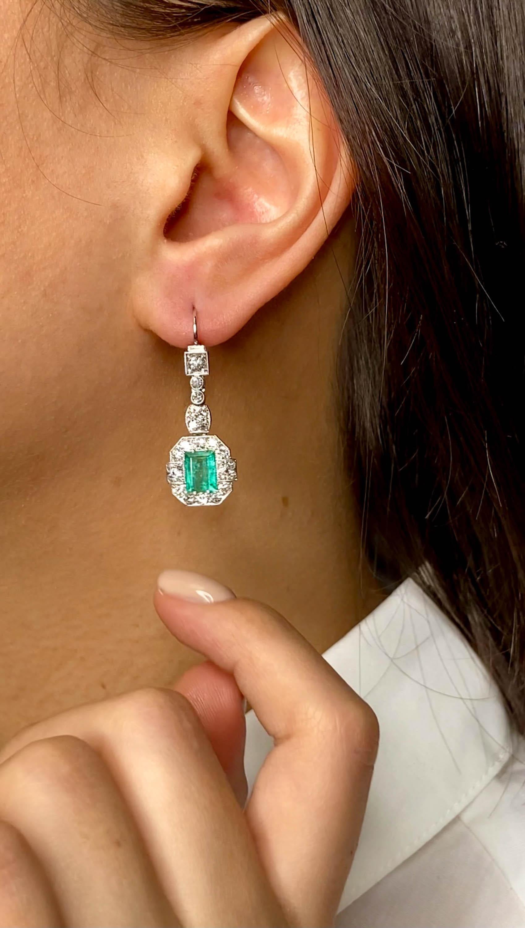 Art Deco GIA 4.80 Carat Natural Colombian Green Emerald Diamond Drop Earrings Platinum