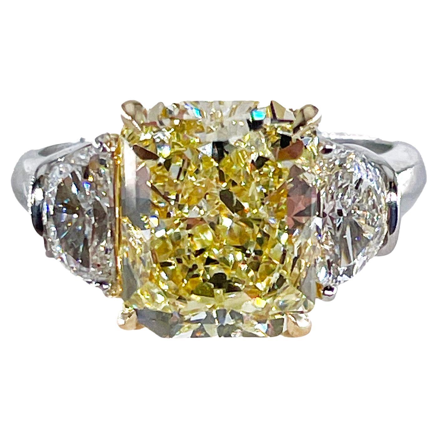 GIA 4.85ct Natural Fancy Yellow RADIANT 3 Stone Diamond Engagement Pl 18KYG Ring