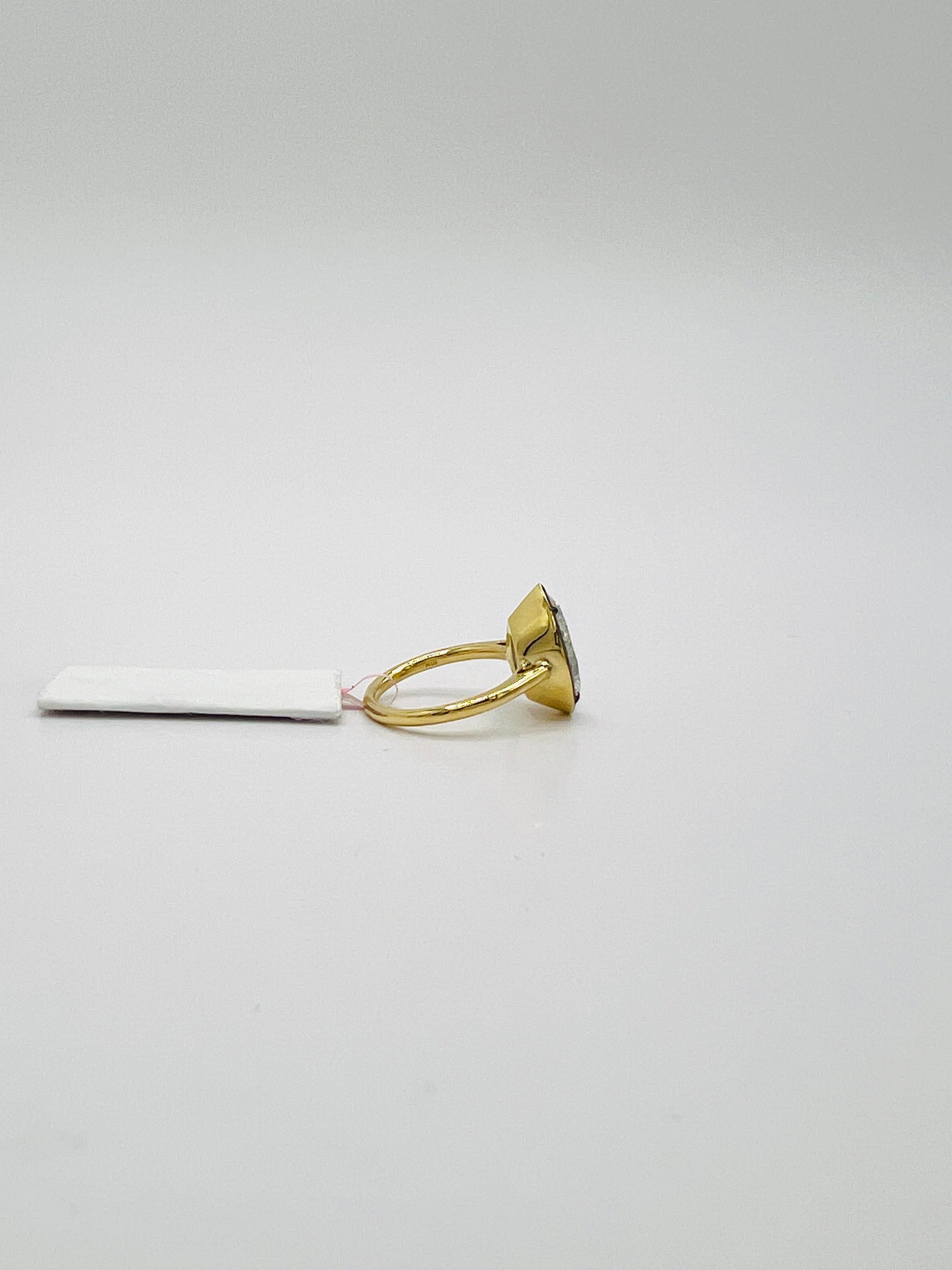 Bague en forme de poire en diamant blanc GIA 5 carats en rhodium noir et or jaune 18 carats en vente 1