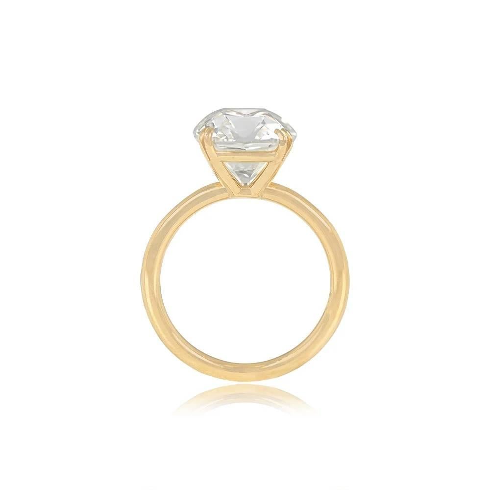 GIA 5.01ct Antique Cushion Cut Diamond Engagement Ring, VVS2, 18k Yellow Gold In Excellent Condition For Sale In New York, NY