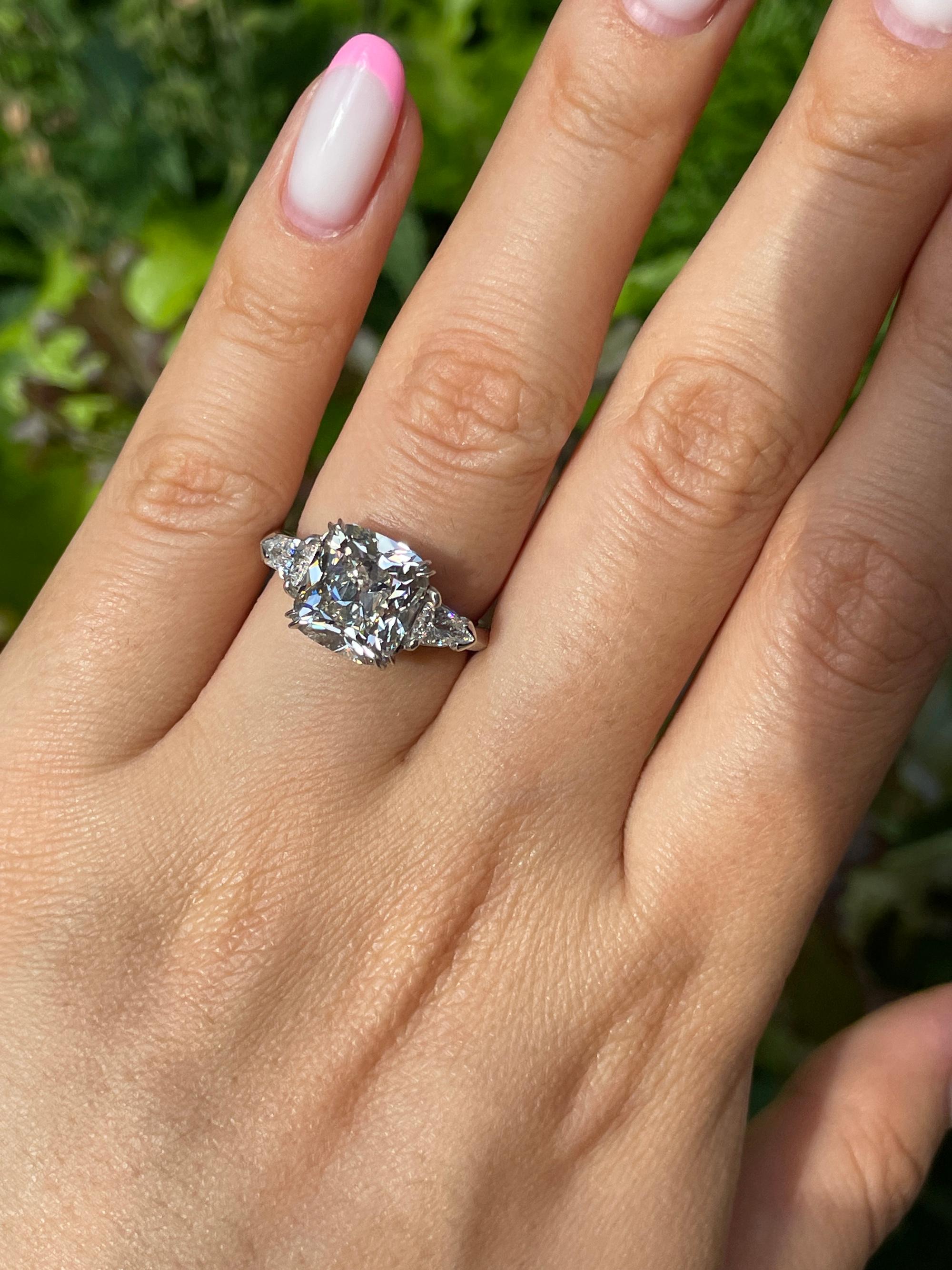 GIA 5.01ct Cushion Diamond Engagement 3 Stone Platinum Engagement Ring For Sale 9