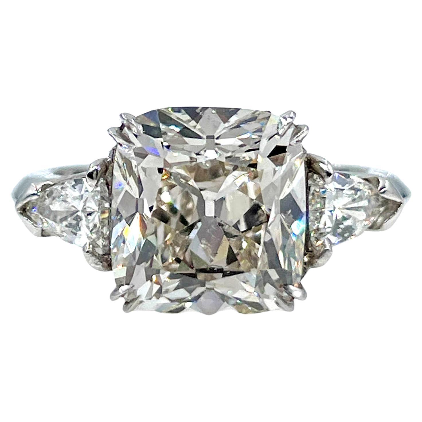 GIA 5,01ct Cushion Diamond Engagement 3 Stein Platin Verlobungsring