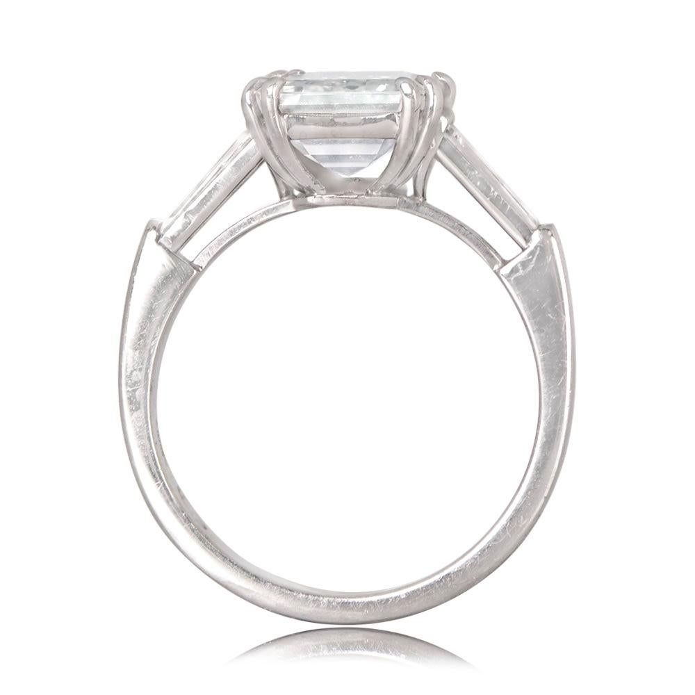 Taille émeraude GIA 5.01ct Emerald Cut Diamond Solitaire Ring, G Color, VS1 Clarity, Platinum en vente