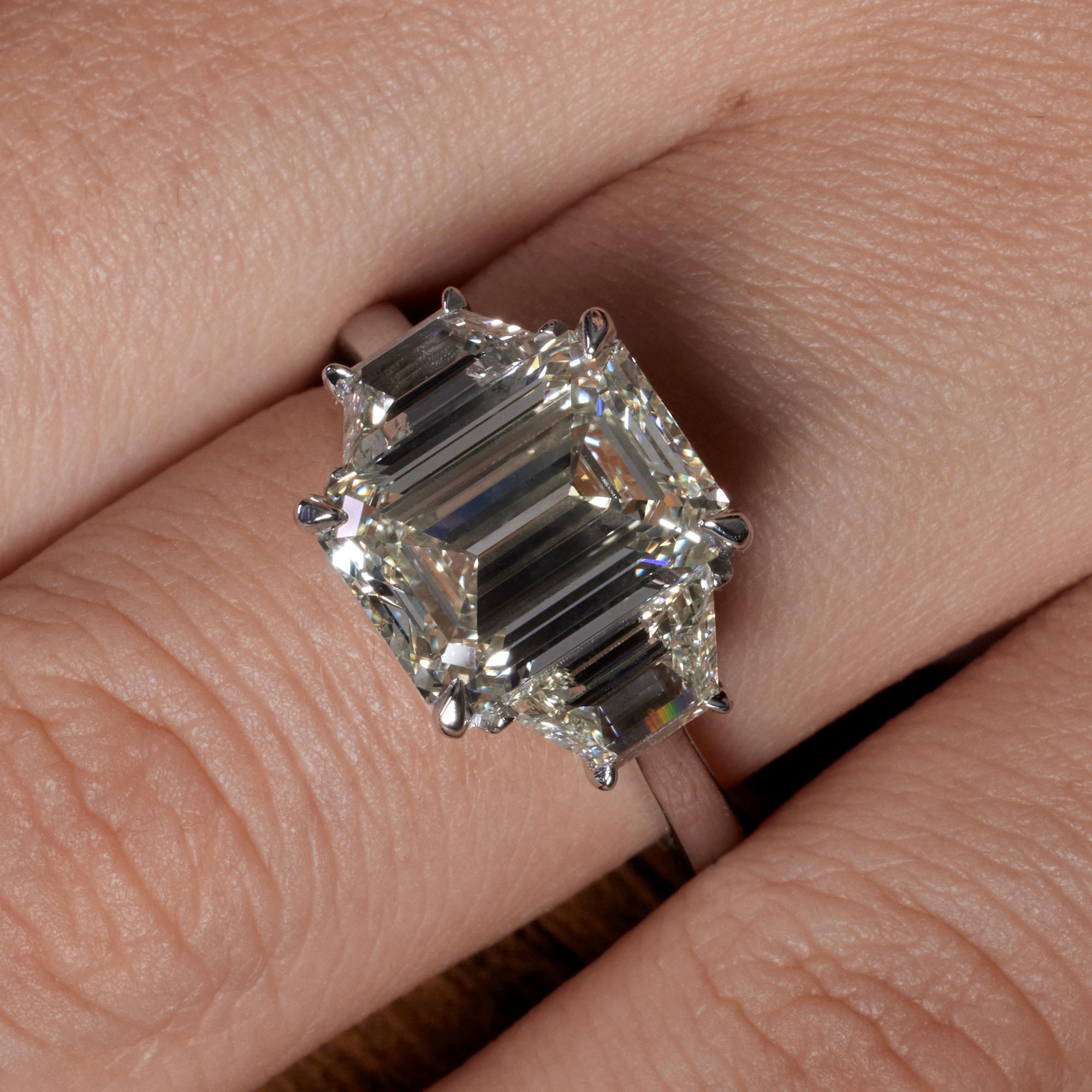 GIA 5.01ct Estate Vintage Emerald Cut Diamond 3 Stone Engagement Wedding Plat 9