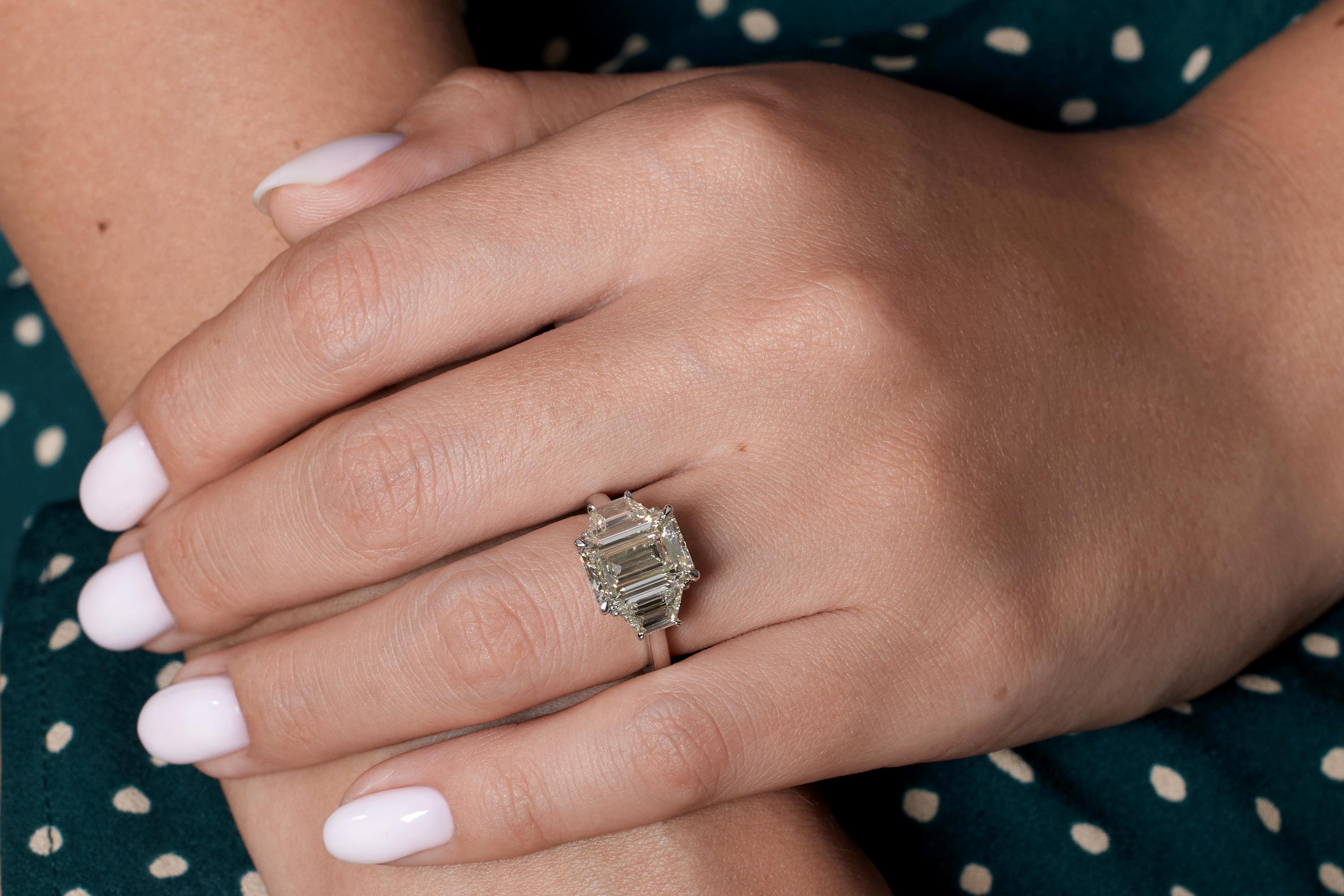 GIA 5.01ct Estate Vintage Emerald Cut Diamond 3 Stone Engagement Wedding Plat 10