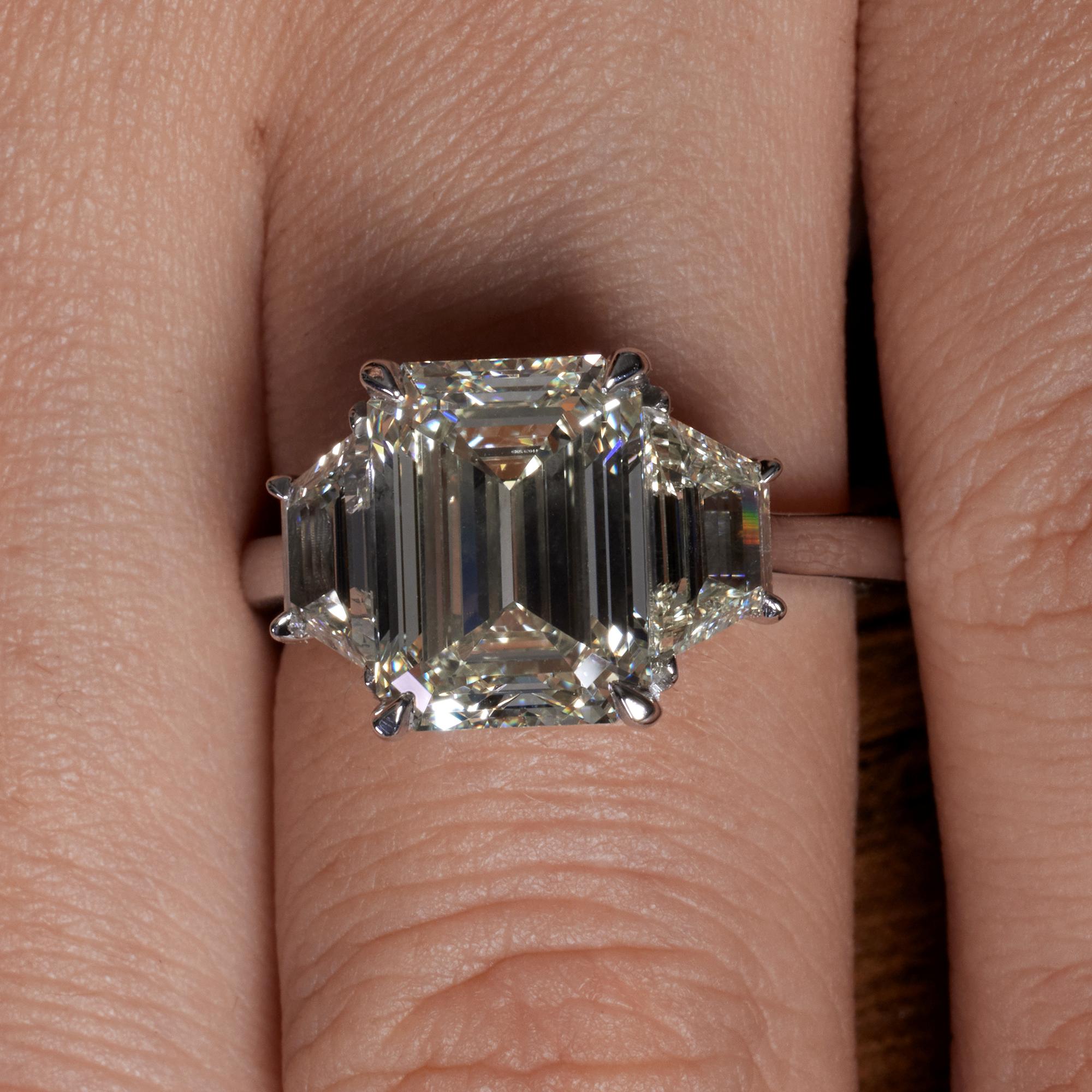 GIA 5.01ct Estate Vintage Emerald Cut Diamond 3 Stone Engagement Wedding Plat 4