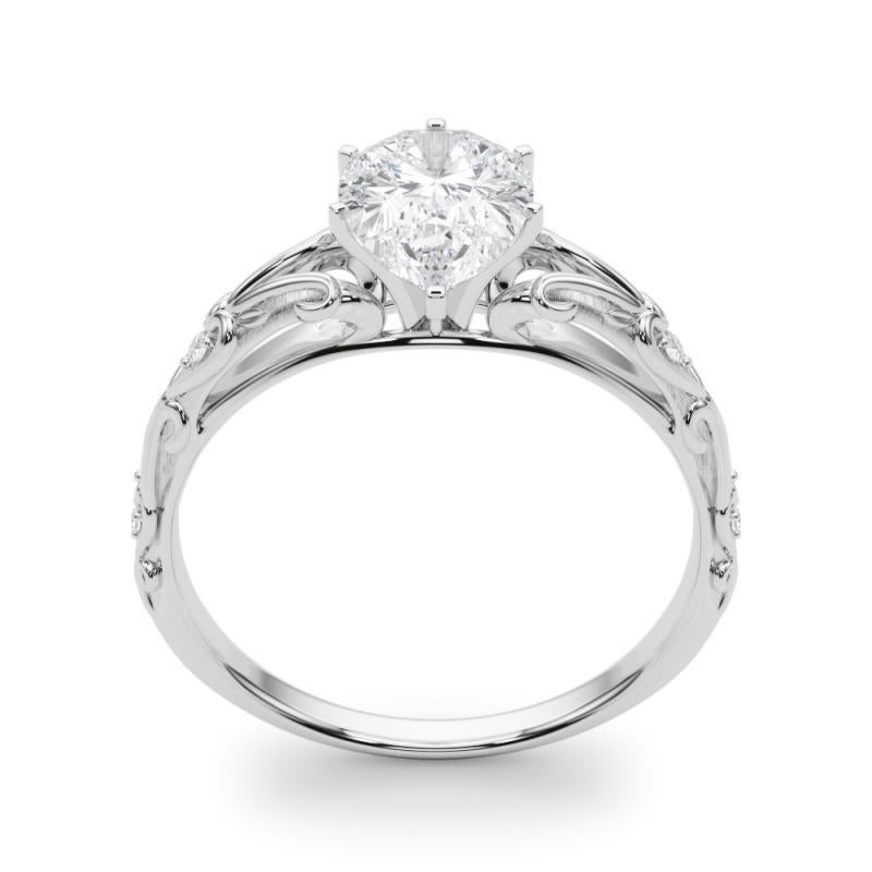 Donna GIA 5,01ct Pear Vintage 3-Stone Heart & Vine Anello di diamanti in oro bianco 18K in vendita