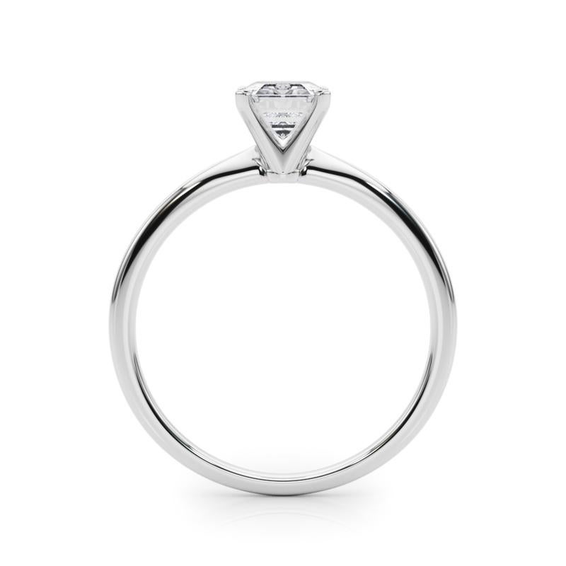 GIA 5,01ct Radiant Slim Band Prong Set Solitaire in oro bianco 18K Diamond Ring In condizioni Nuovo in vendita a New York, NY