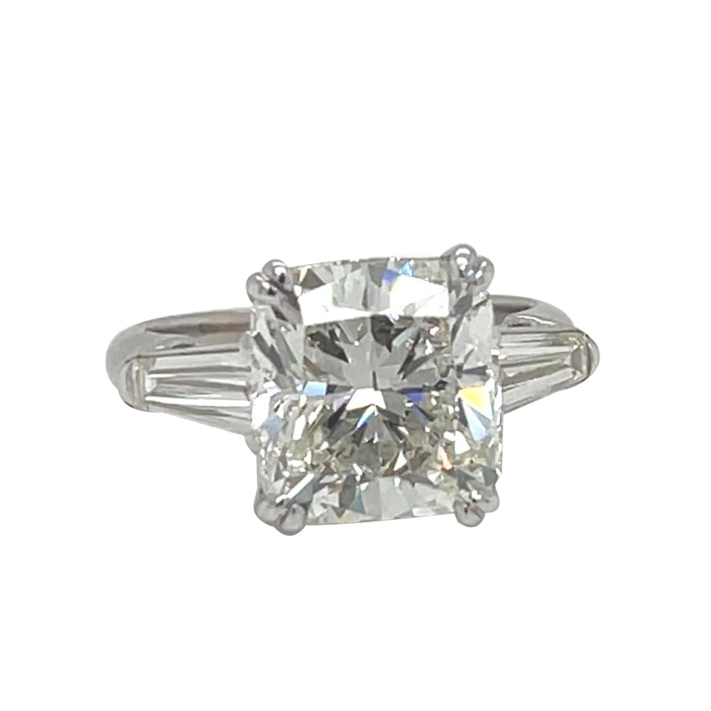 GIA 5.02ct Natural Cushion Cut Diamond Engagement Ring with Tapered Baguettes In Excellent Condition For Sale In Aventura, FL