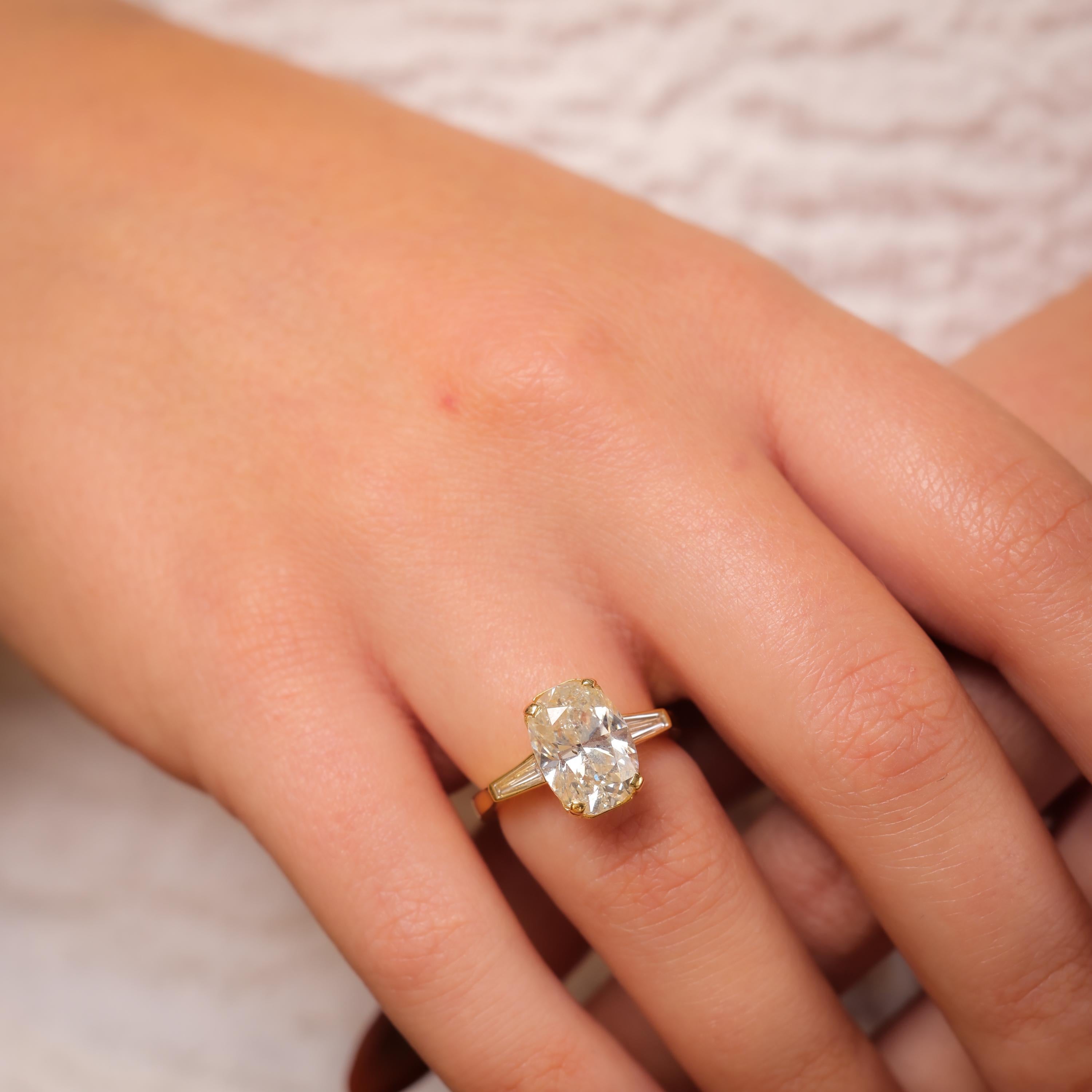 Verlobungsring, GIA 5,03 Karat oval geschliffener Diamant 18k Gelbgold (Ovalschliff)