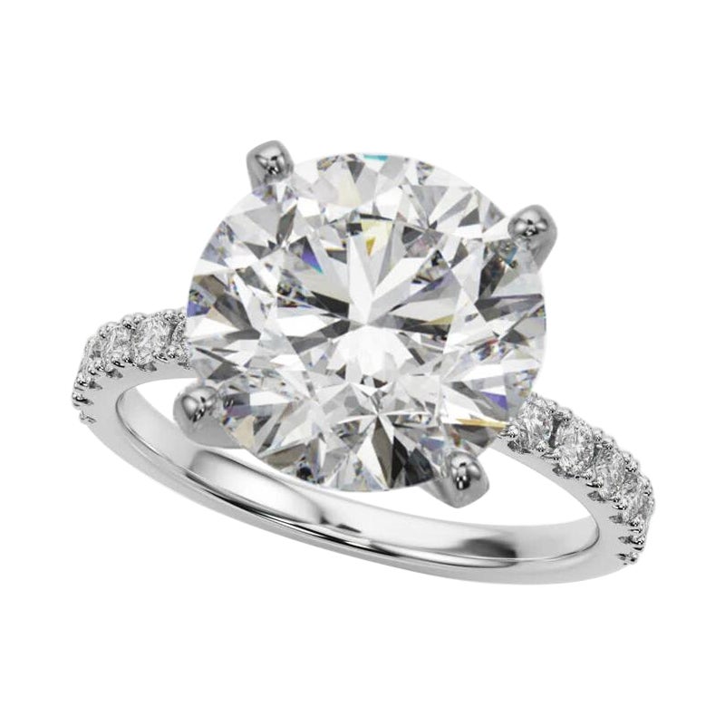 GIA 5.05ct Round Solitaire with Half Eternity 18K White Gold Diamond Ring en vente