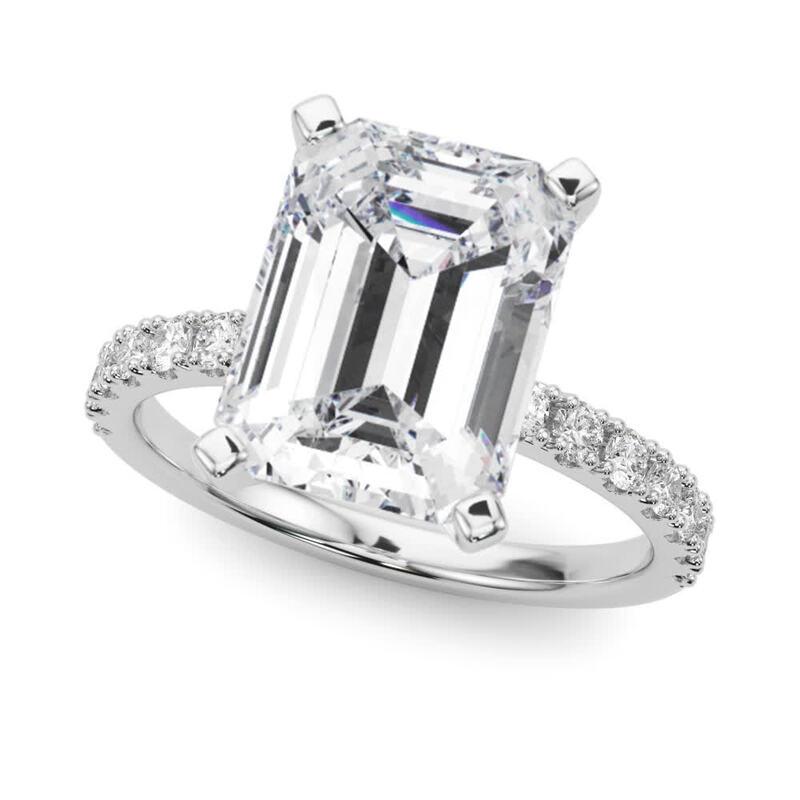 GIA 5,08ct Smaragd Solitär mit halber Ewigkeit 18K Weißgold Diamantring (Smaragdschliff) im Angebot