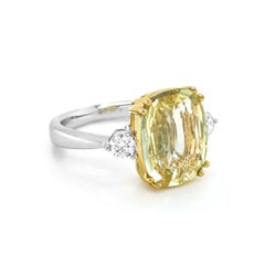 GIA 5.15 Carats Sapphire and White Diamond White and Yellow Gold Ring