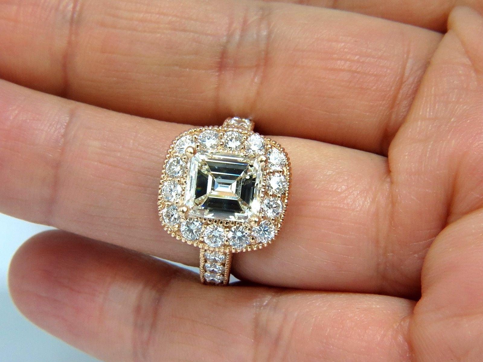 GIA 2.97ct. Emerald cut diamond & 2.40ct. diamonds ring.

Emerald cut , Excellent Clean Clarity

L-color, VS-1 Clarity 

(GIA Report attached)



2.40cts of Side round diamonds: 

G-color, Vs-2 clarity.

18kt. rose gold

10 grams.

current ring