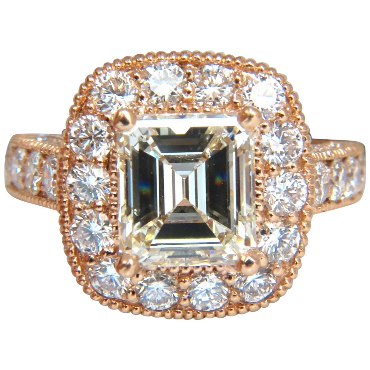 GIA 5,37 Karat Smaragdschliff Diamantring 18 Karat Braut Anniversary Halo Cluster