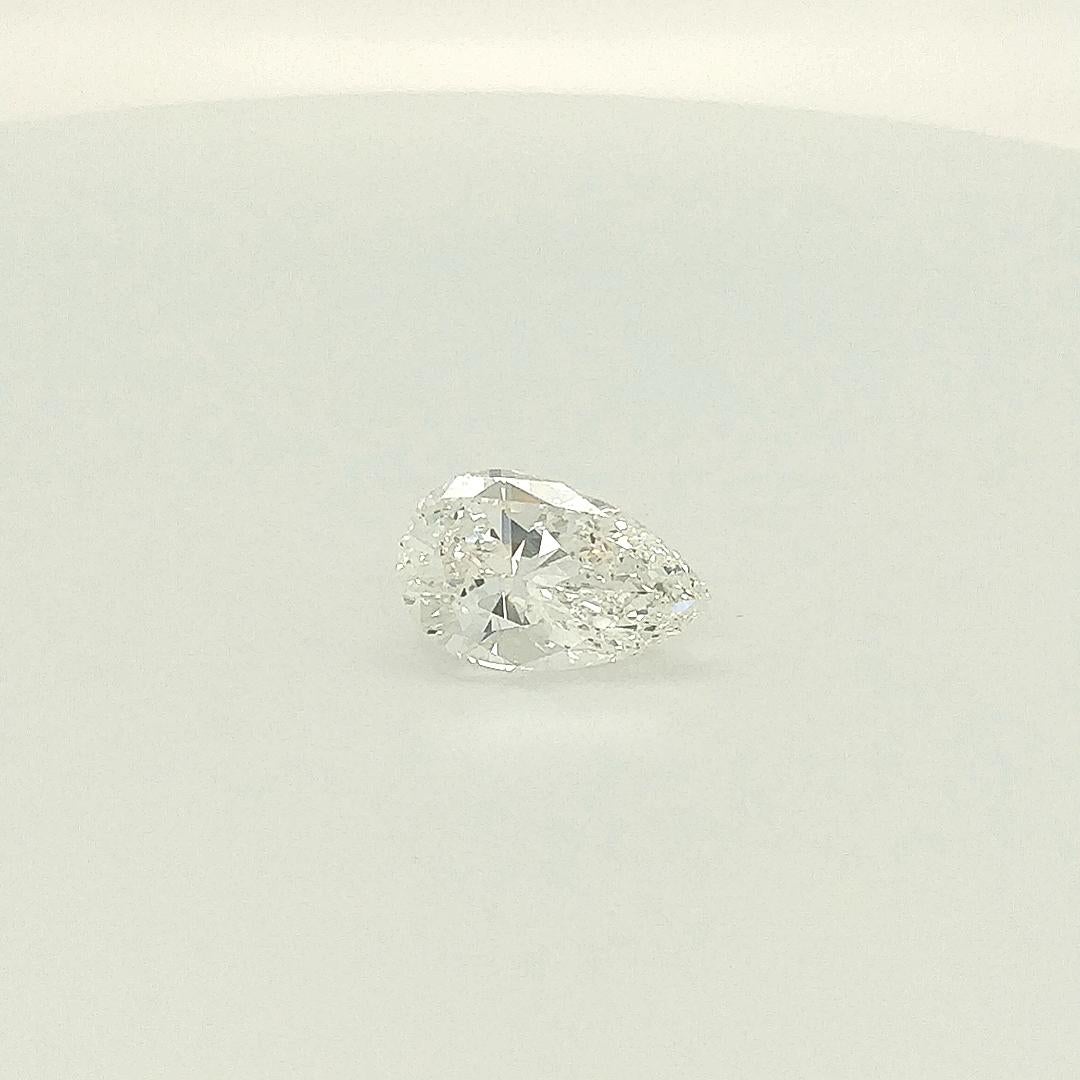 This a natural and ethically sourced diamond , certified by Gia and faces up like a 6 Carat diamond , has got amazing brilliance and is 100% eye clean .
We offer free consultation for our customers to pick a ring for their purchased diamond by our