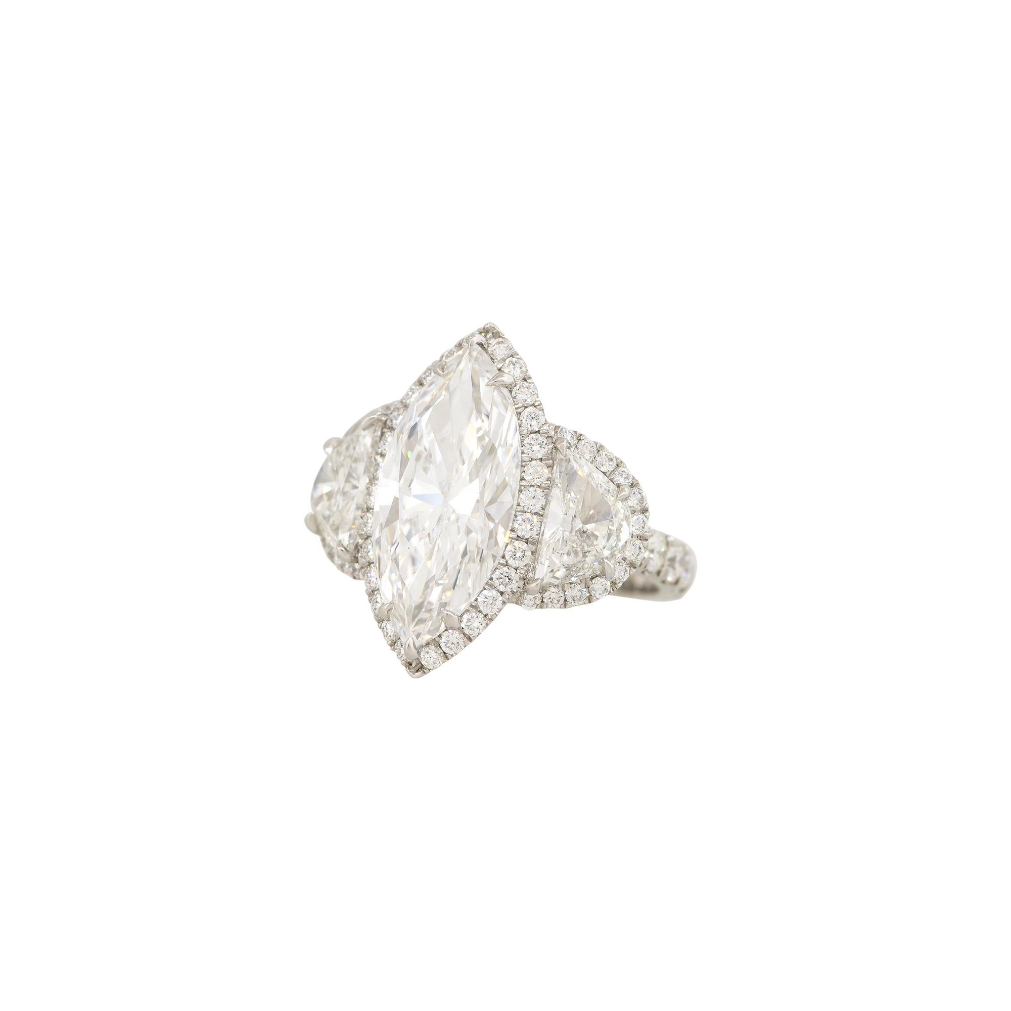 Verlobungsring aus Platin mit GIA 5,65 Karat Diamant im Marquise-Schliff und Halbmond-Diamant (Moderne) im Angebot
