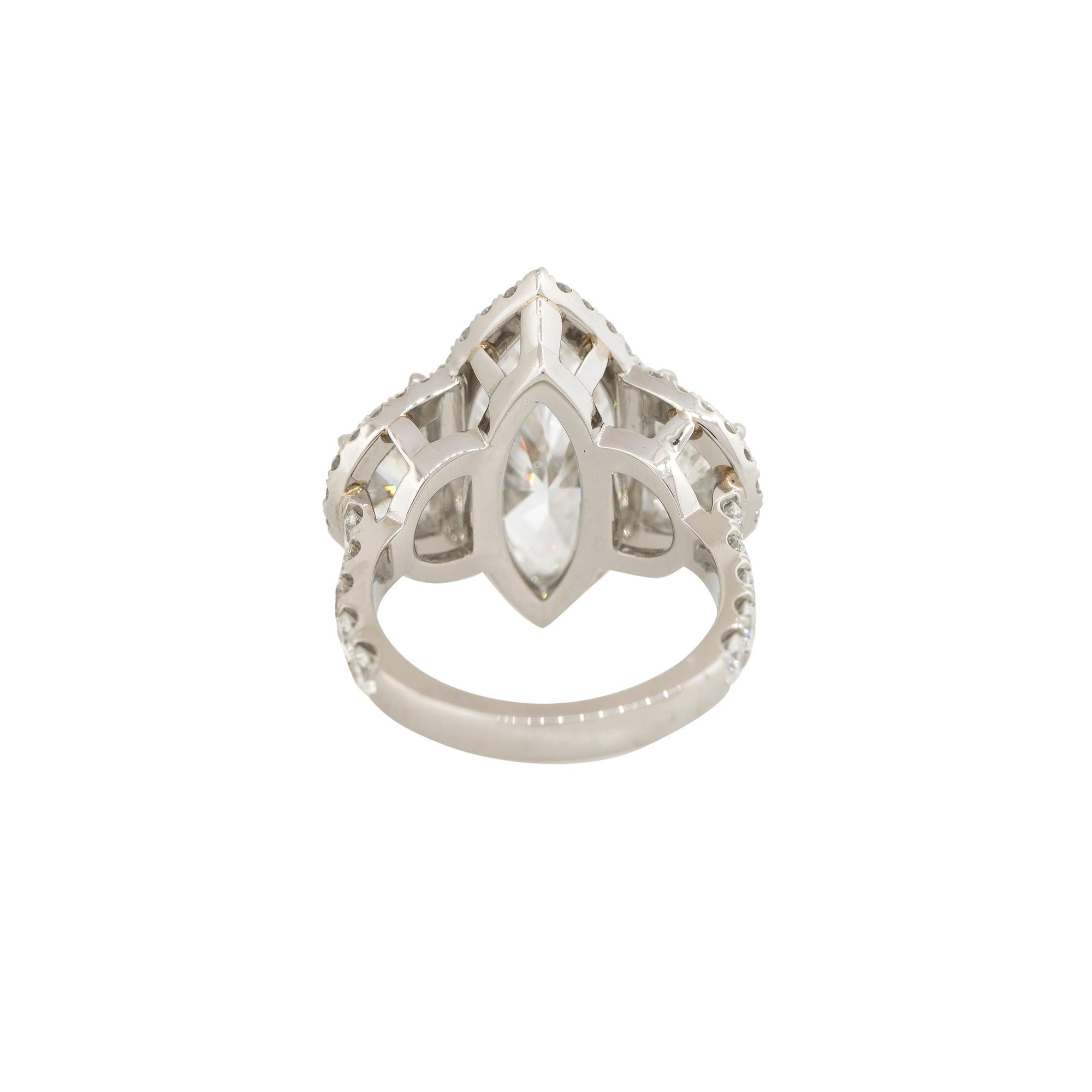Verlobungsring aus Platin mit GIA 5,65 Karat Diamant im Marquise-Schliff und Halbmond-Diamant Damen im Angebot