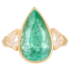 GIA 5.78 Carat Paraiba Tourmaline with 1.27 Carats Diamond Ring in 21 Karat YG