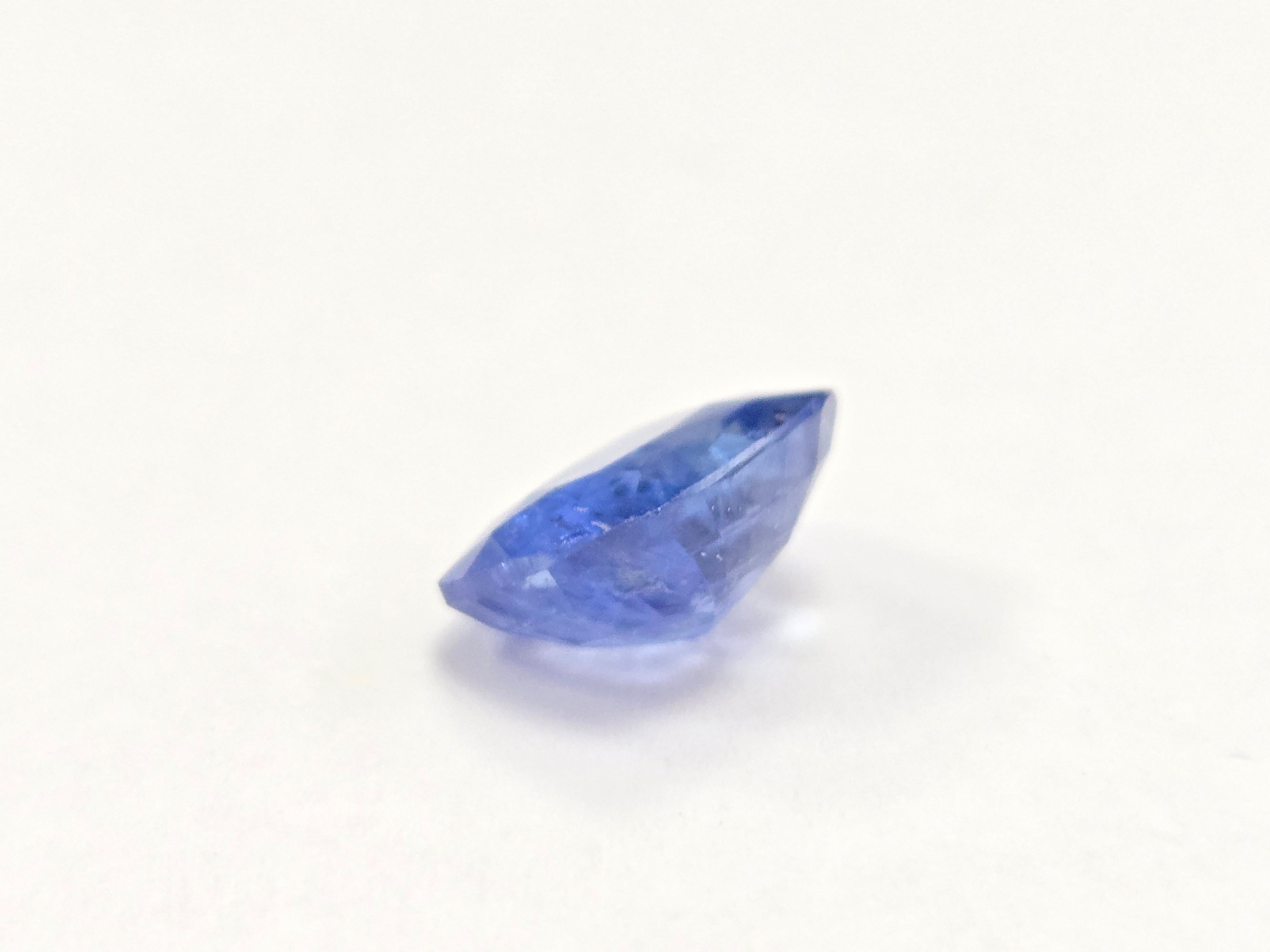  GIA Saphir Naturel 5.82 Carat Forme Coussin Unisexe 