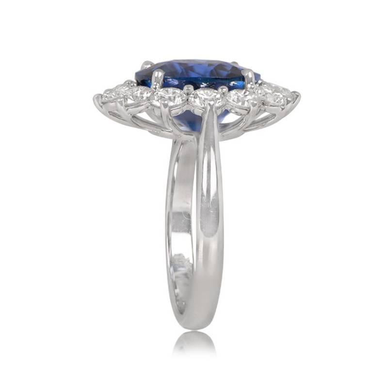 Women's GIA 5.99ct Oval Cut Natural Sapphire Cluster Ring, Platinum, Heated, Low Profile For Sale