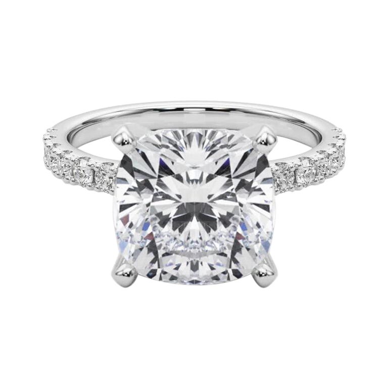 GIA 6,01ct Cushion Solitaire mit halber Ewigkeit 18K Weißgold Diamantring