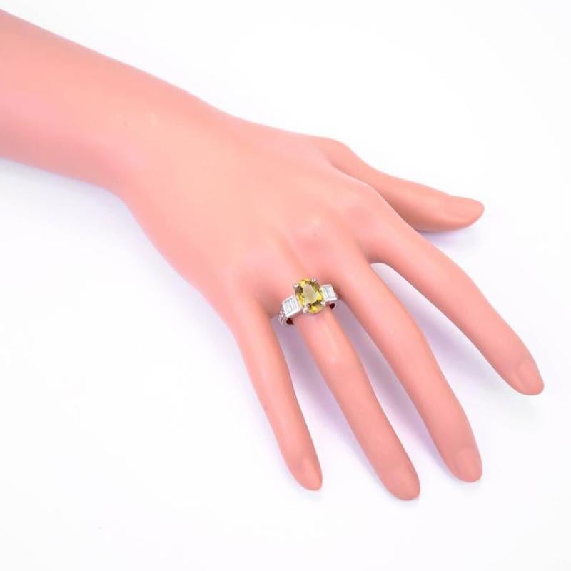 Platin-Verlobungsring, GIA 6,08 Karat natürlicher ovaler gelber Saphir Diamant Damen im Angebot