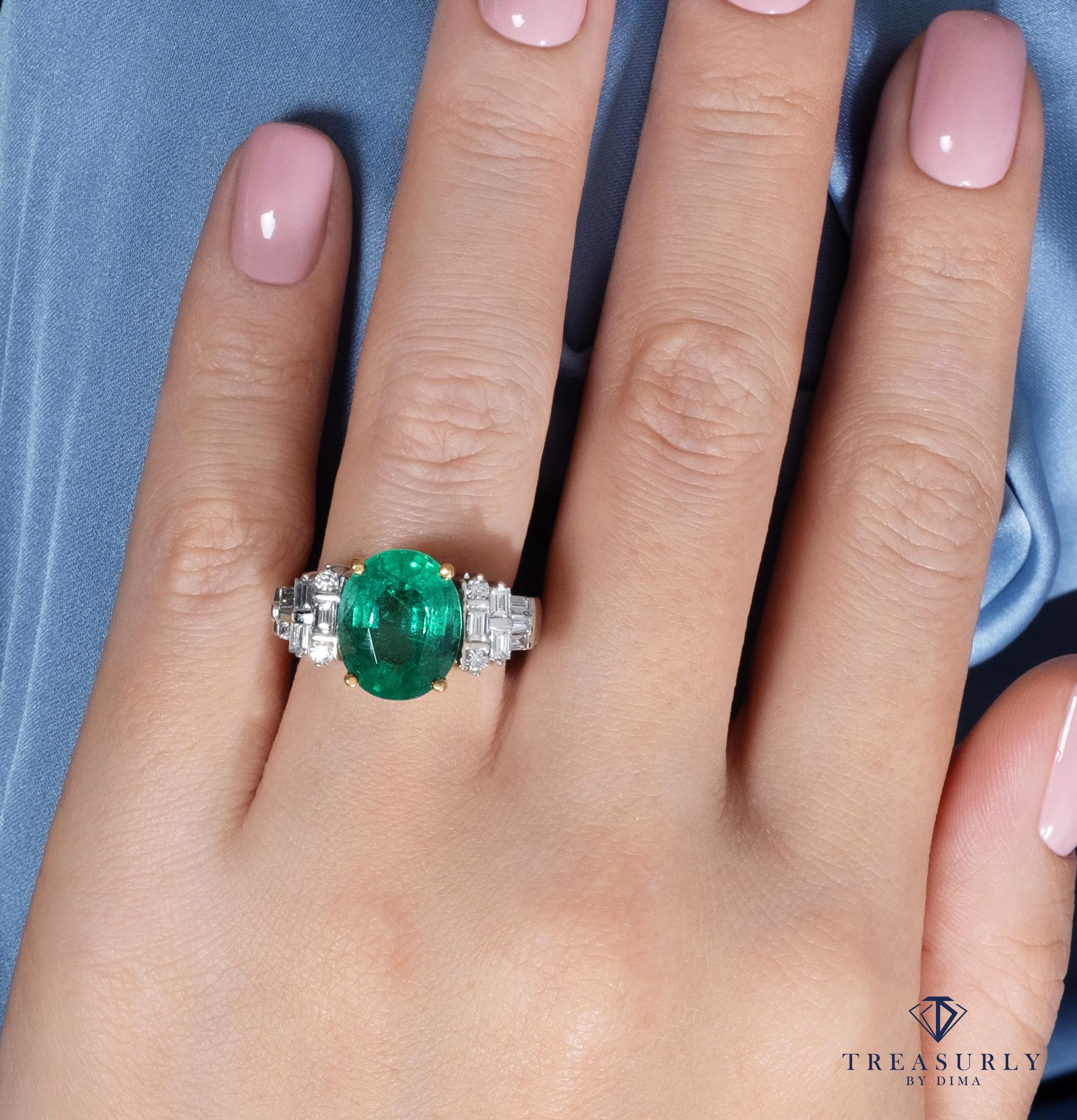 GIA 6.30 Carat Estate Green Oval Emerald Diamond Engagement 18 Karat Gold Ring 5
