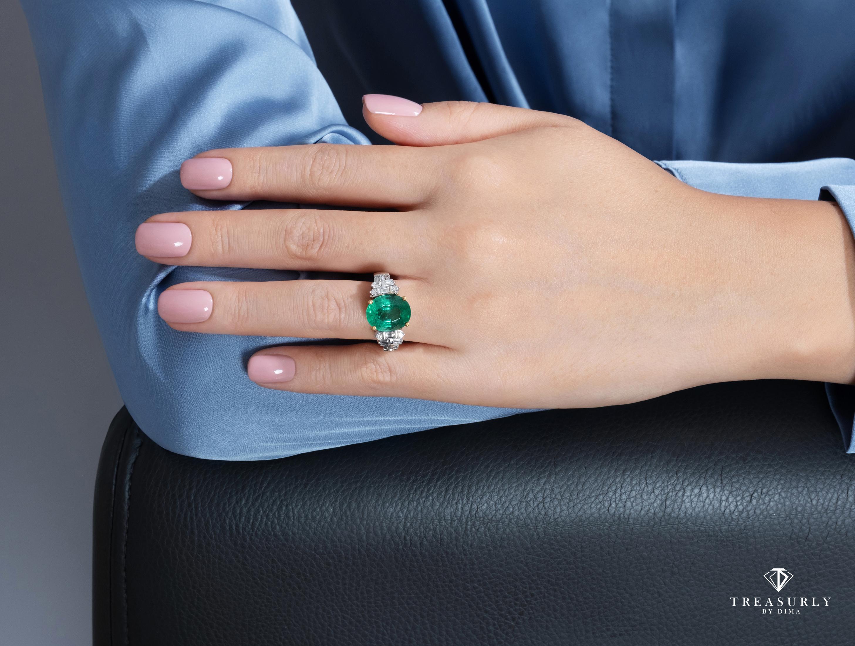 GIA 6.30 Carat Estate Green Oval Emerald Diamond Engagement 18 Karat Gold Ring 9