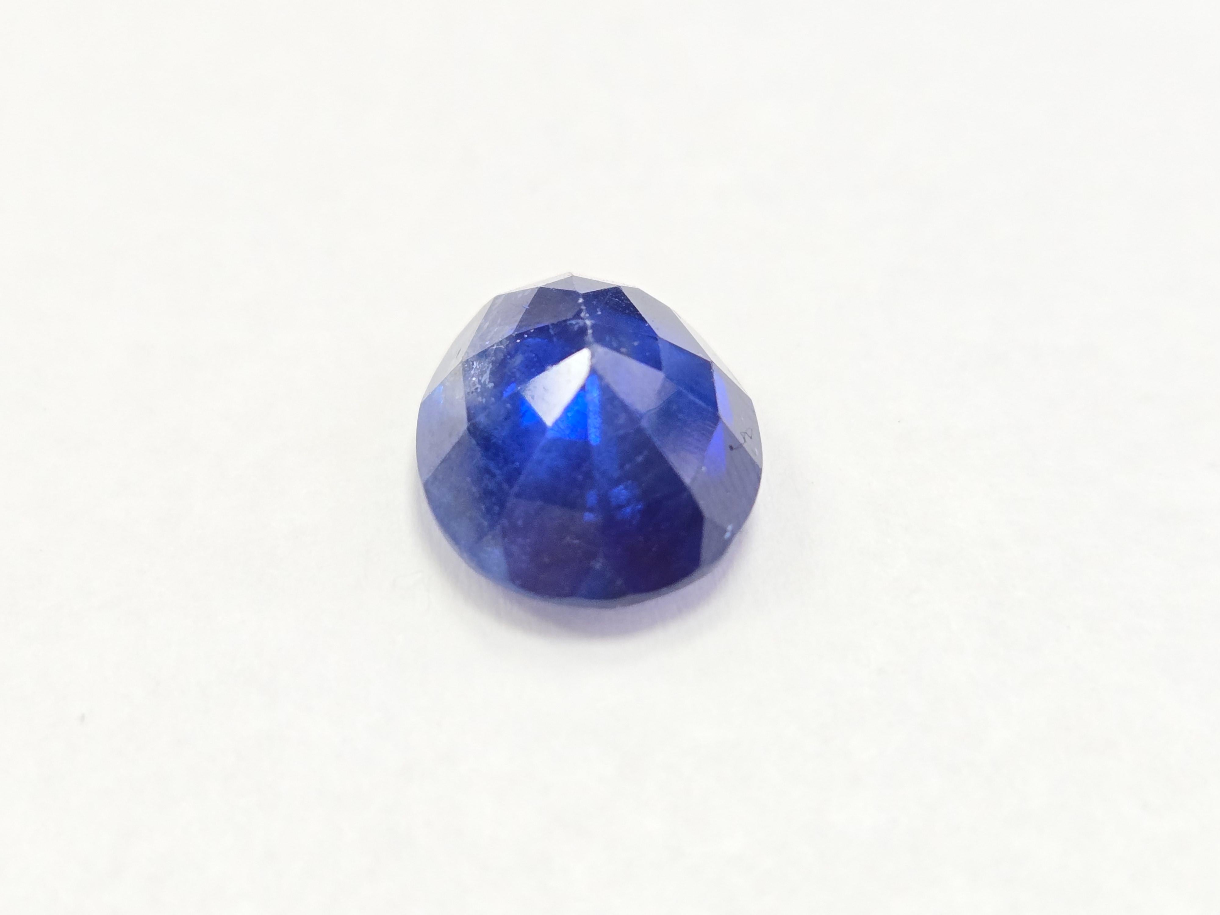 GIA Certified 6.44 Carat Natural Blue Sapphire Oval Shape For Sale 4