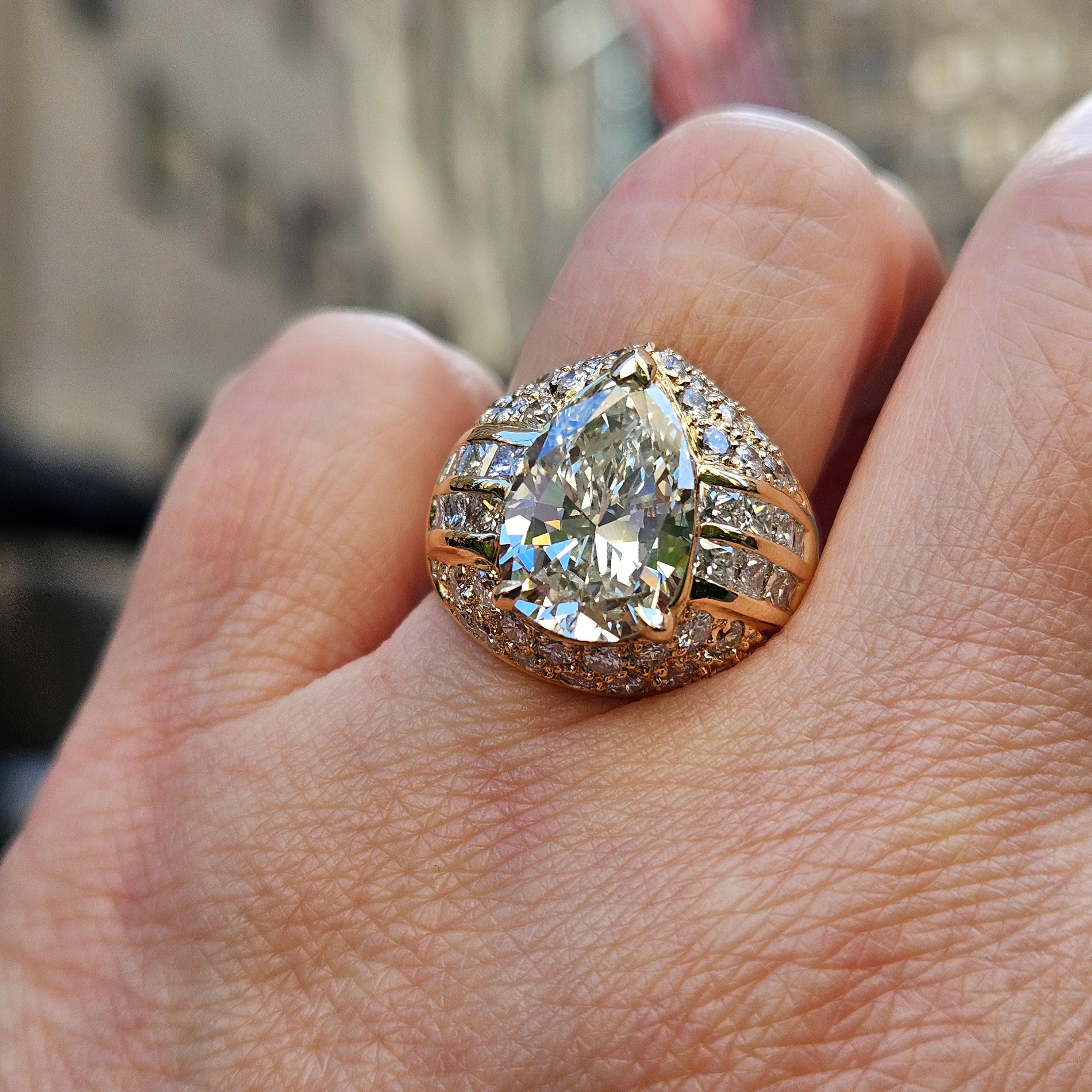 GIA 6.50ct Vintage Pear Diamond Engagement Wedding 18k Yellow Gold Ring For Sale 4