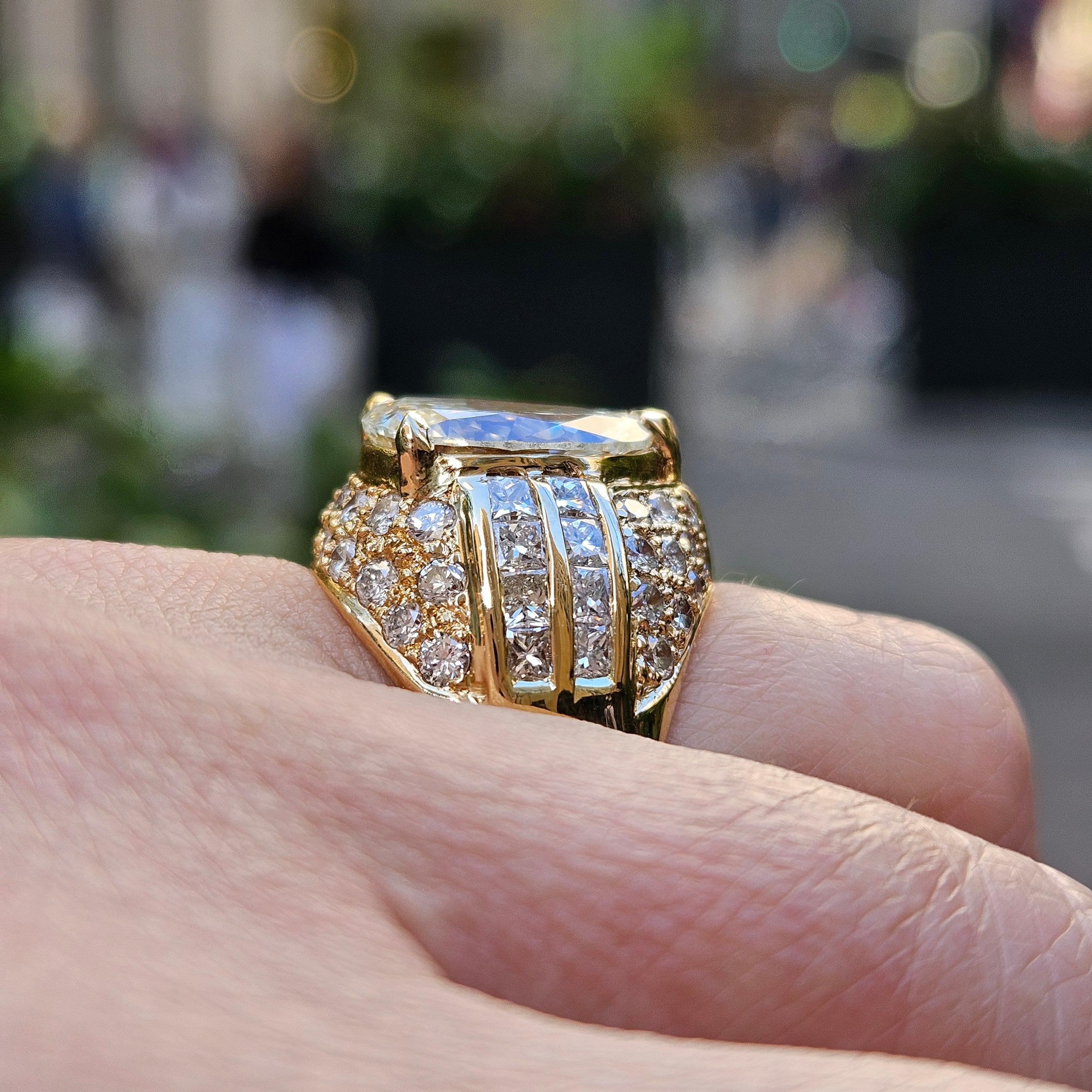 GIA 6.50ct Vintage Pear Diamond Engagement Wedding 18k Yellow Gold Ring For Sale 3