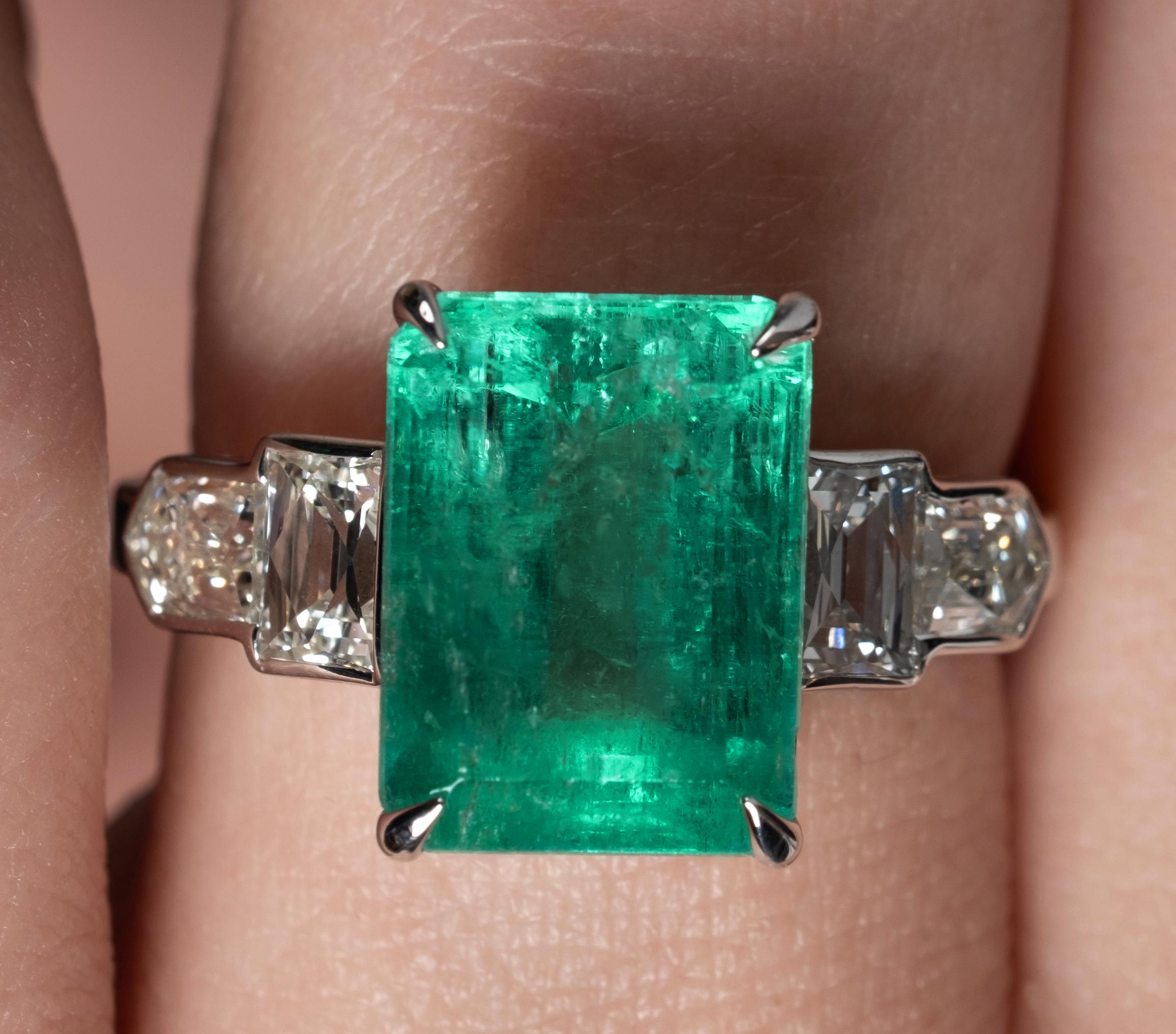 Emerald Cut GIA 6.54ct Colombian Green Emerald Diamond Anniversary Engagement Platinum Ring