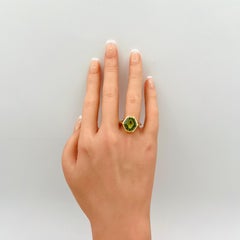 GIA Bague à chaton saphir vert hexagonal de 6,70 carats en or jaune 18 carats