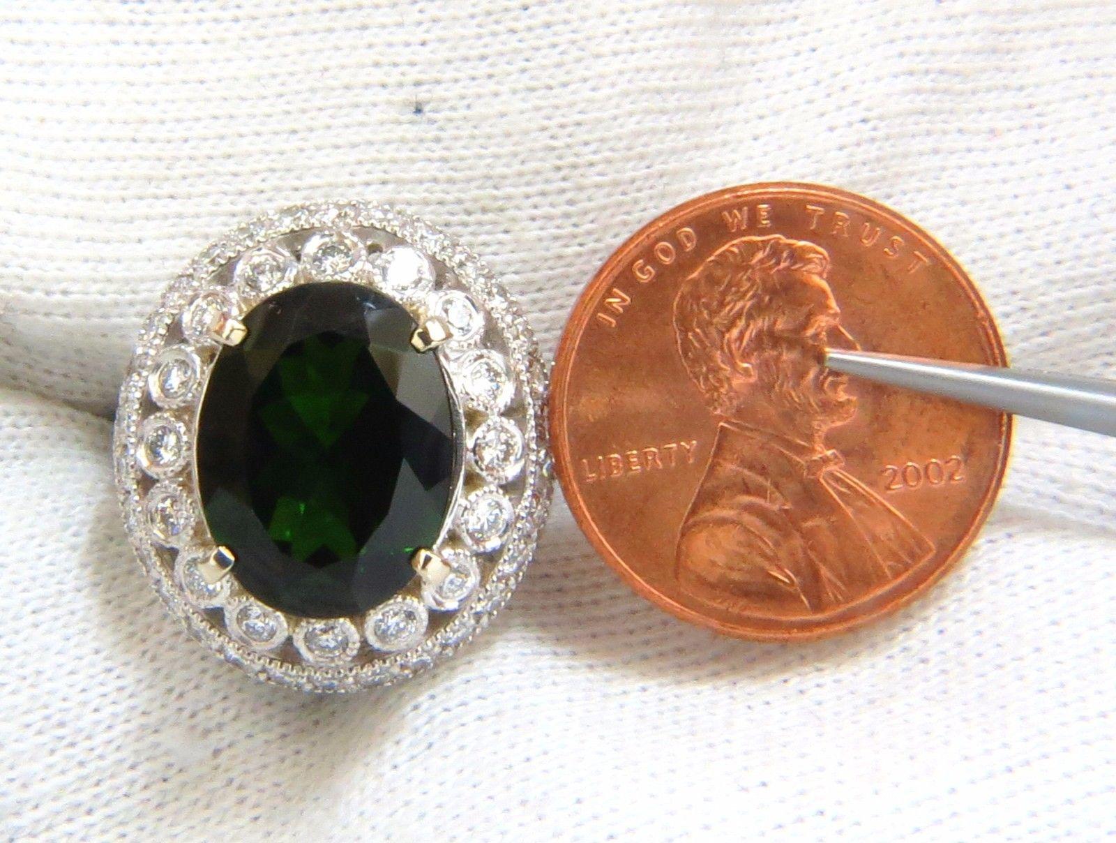 Oval Cut GIA 6.71CT Natural Bright Vivid Green Diopside Halo Cluster Diamonds Ring 14KT For Sale