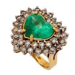 GIA Anello con smeraldo colombiano a forma di cuore da 6,80 carati in oro giallo 14k