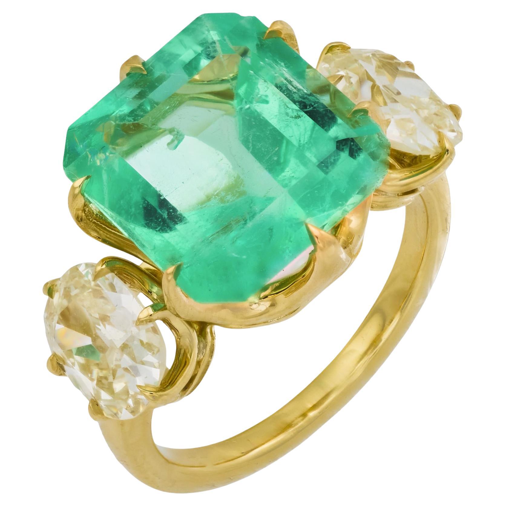GIA 7,14 Karat kolumbianischer Smaragd-Diamant-Cocktailring aus 18 Karat Gelbgold