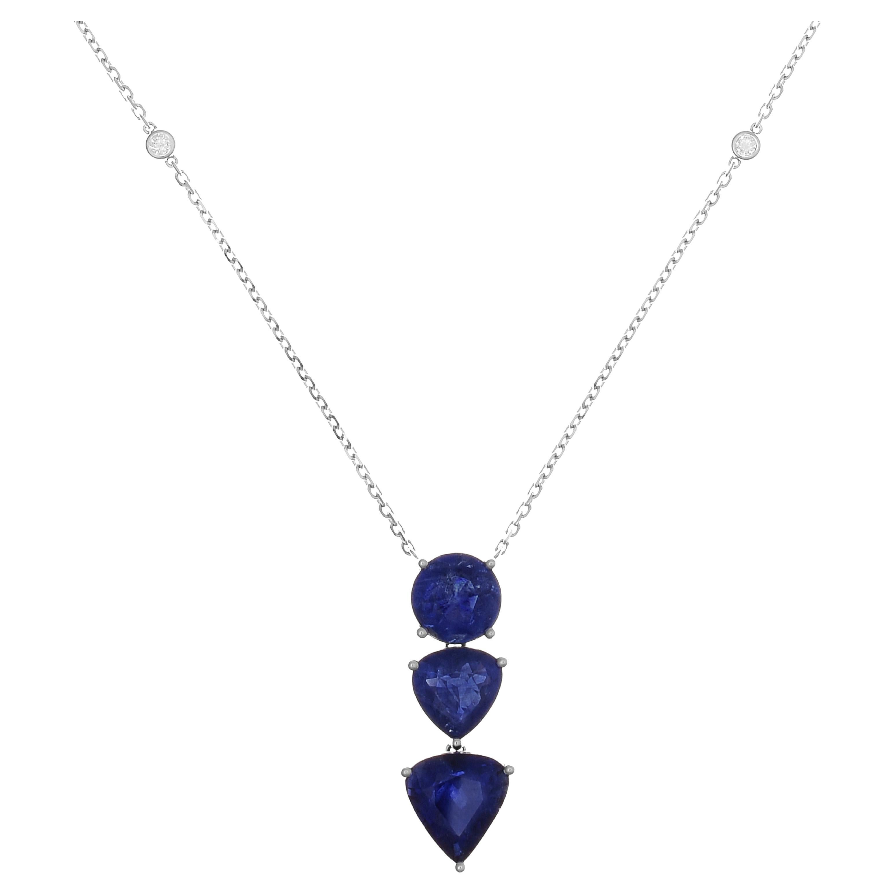 GIA 7.40 Carats Sapphire And Diamond White Gold Necklace