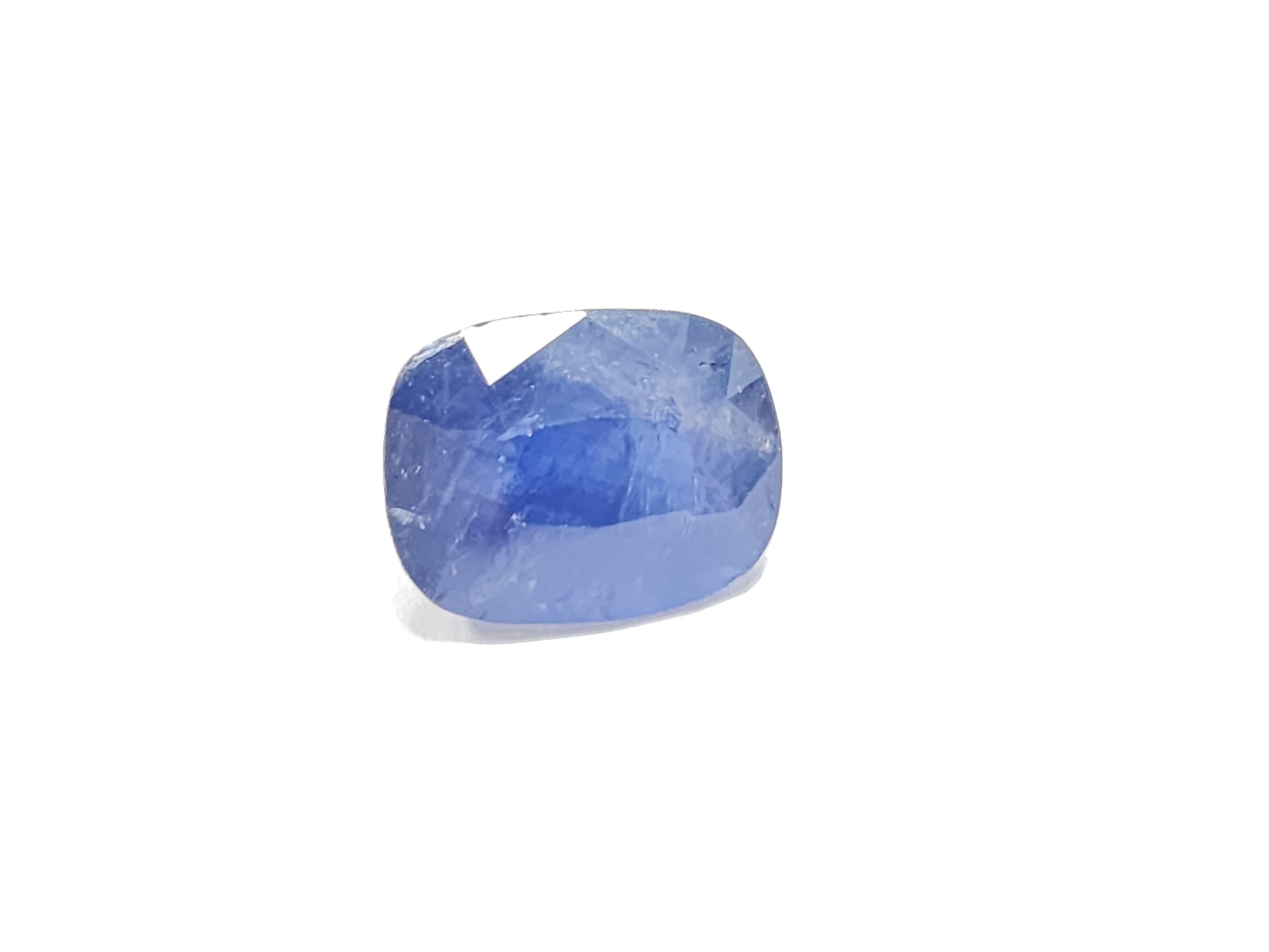 GIA Zafiro natural de 7.48 quilates en forma de cojín Moderno en venta