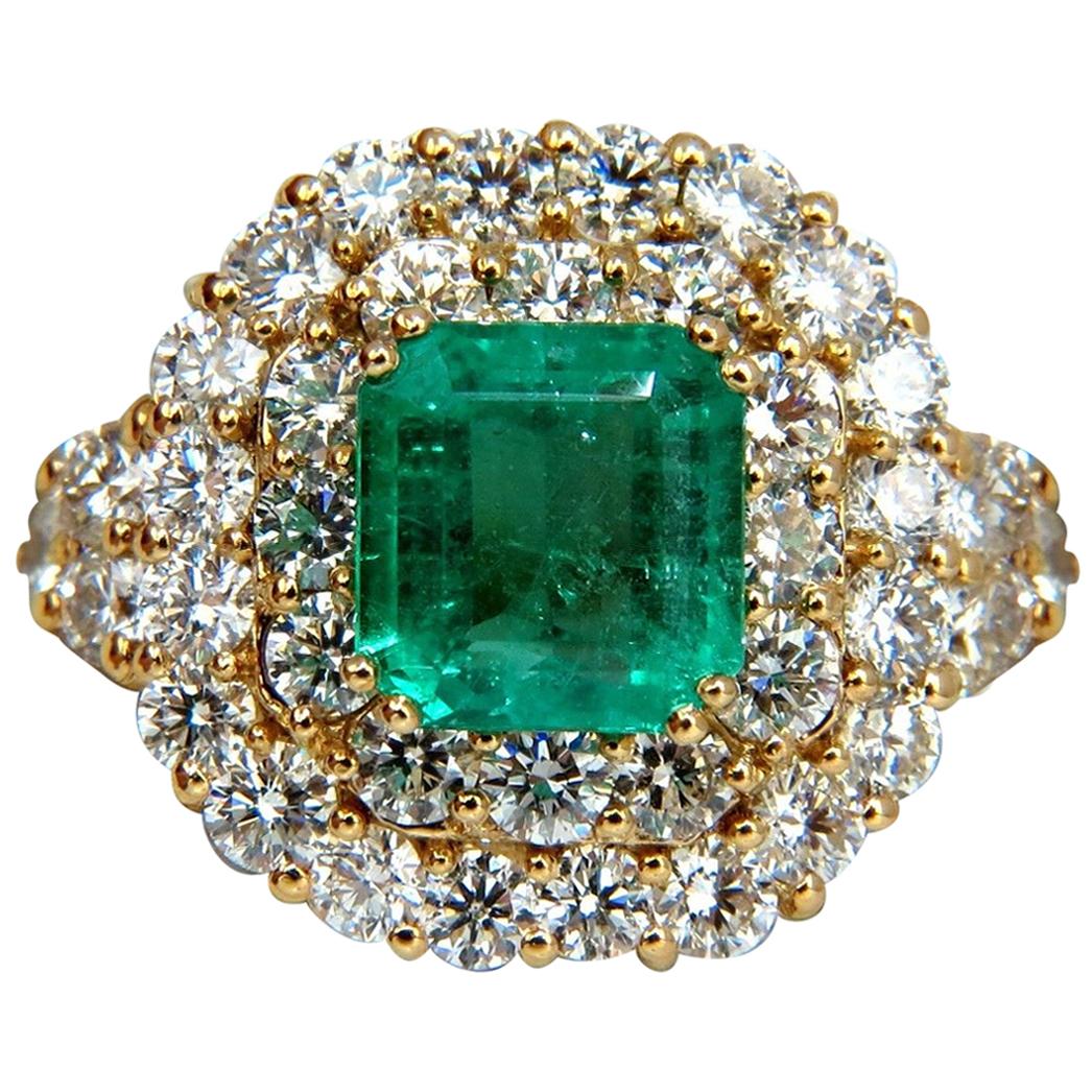 GIA 7.51 Natural Colombia Bright Green Emerald Diamonds Ring 18 Karat For Sale